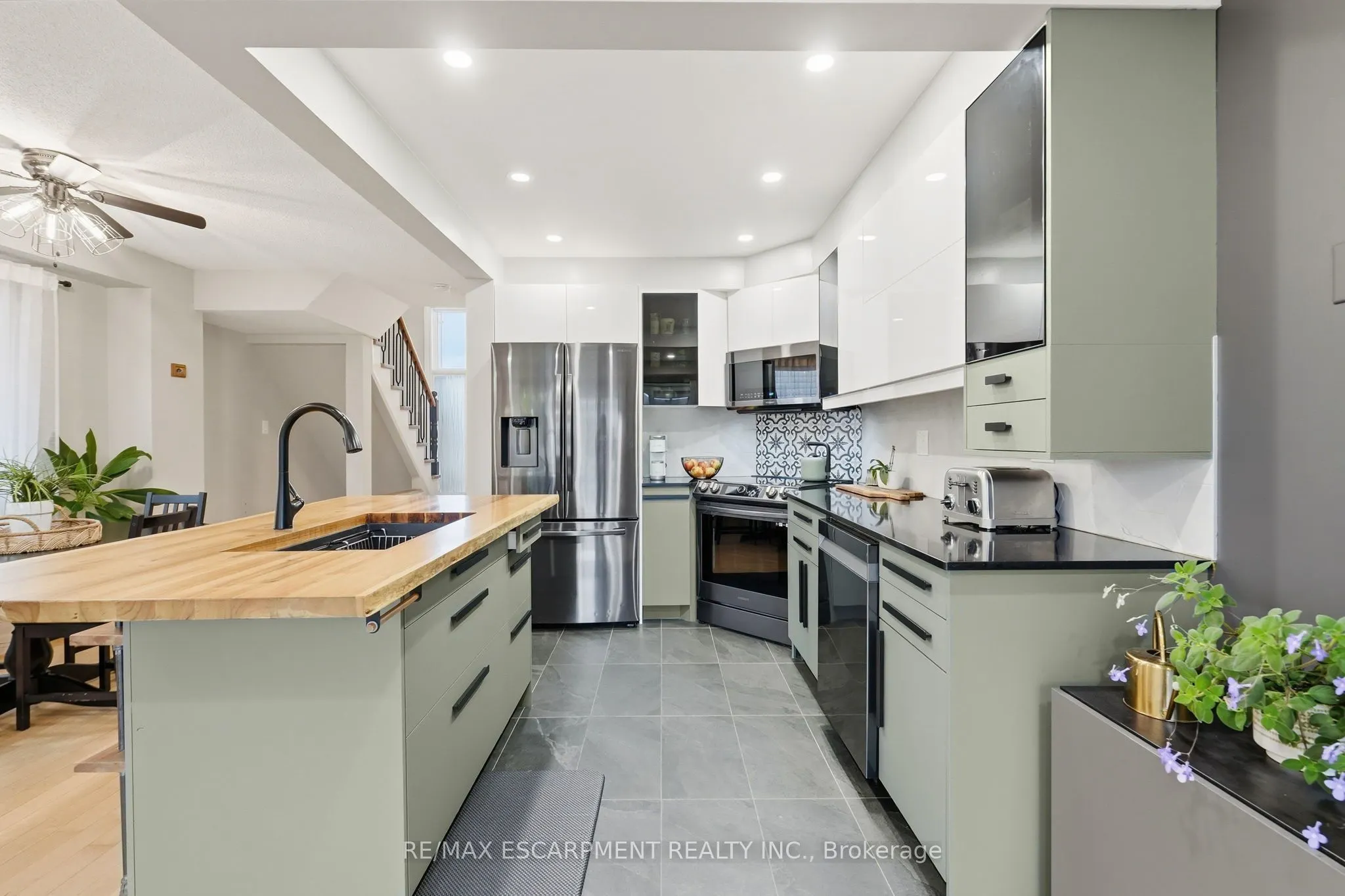 42 Kildonan Crescent