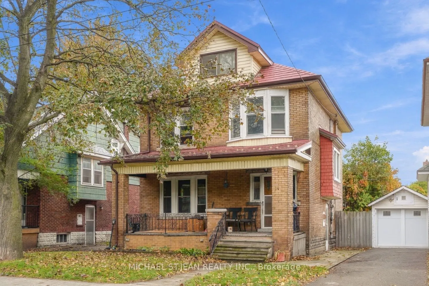 58 Connaught Avenue S