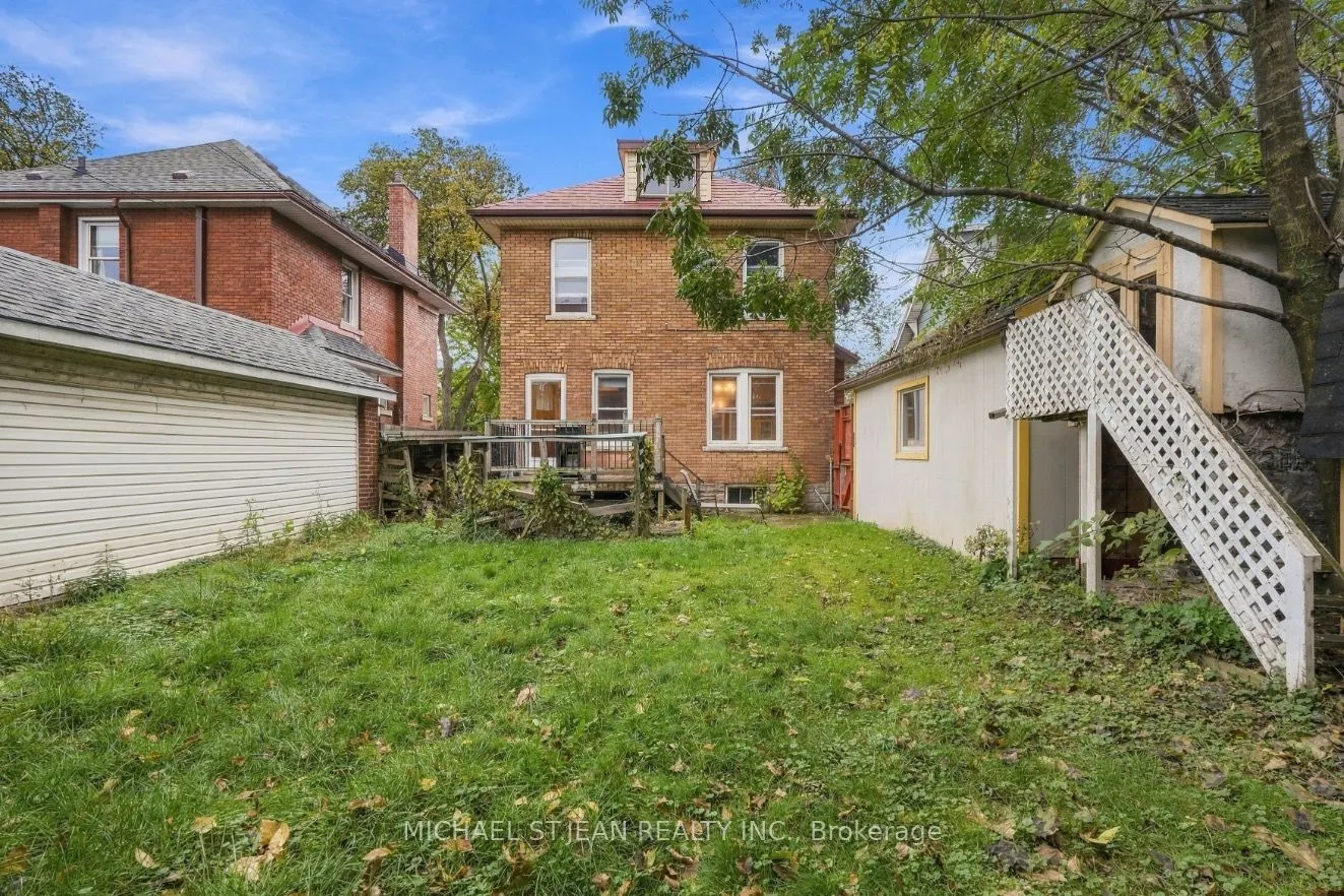 58 Connaught Avenue S