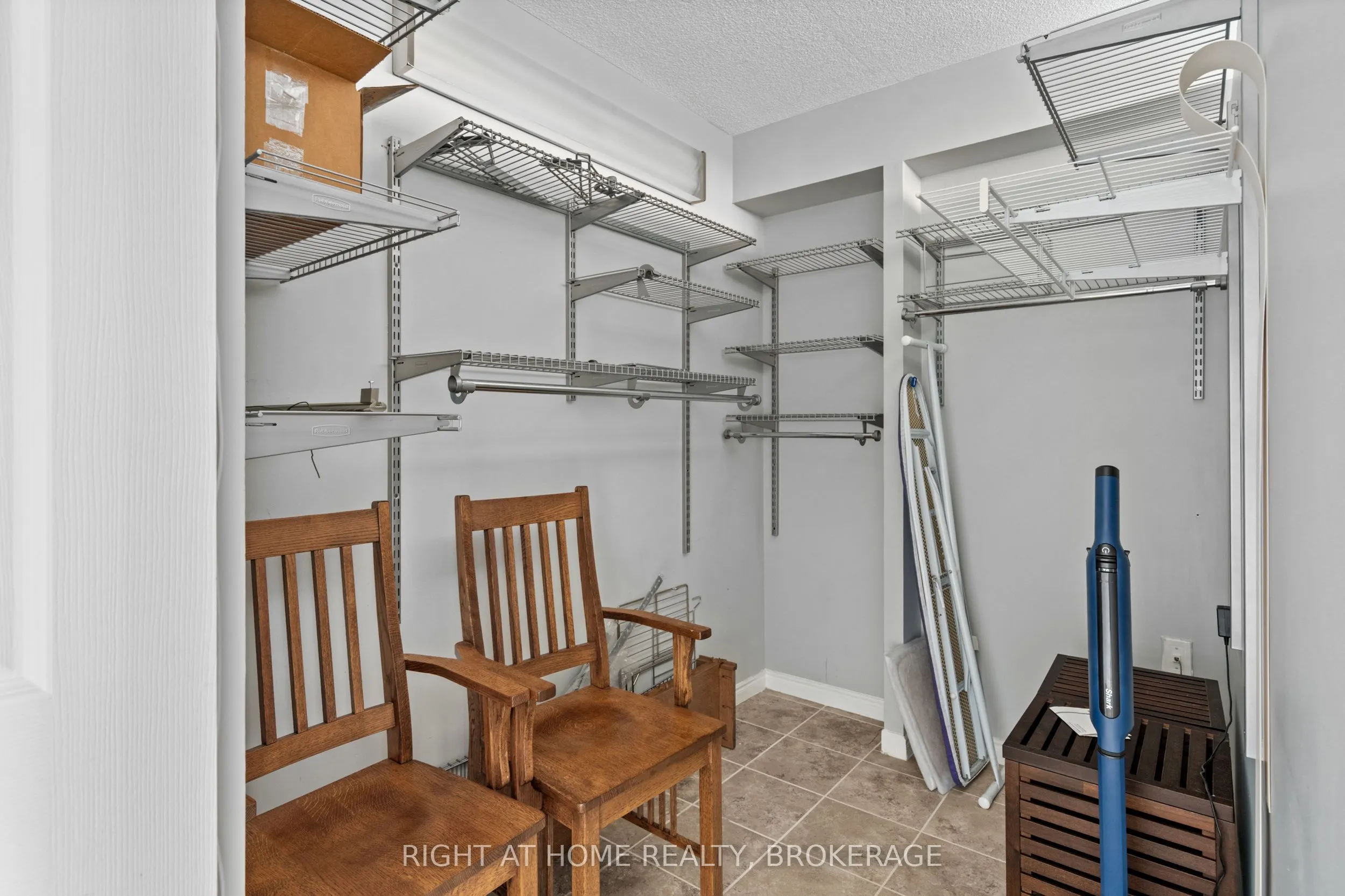 162 Martindale Road #801