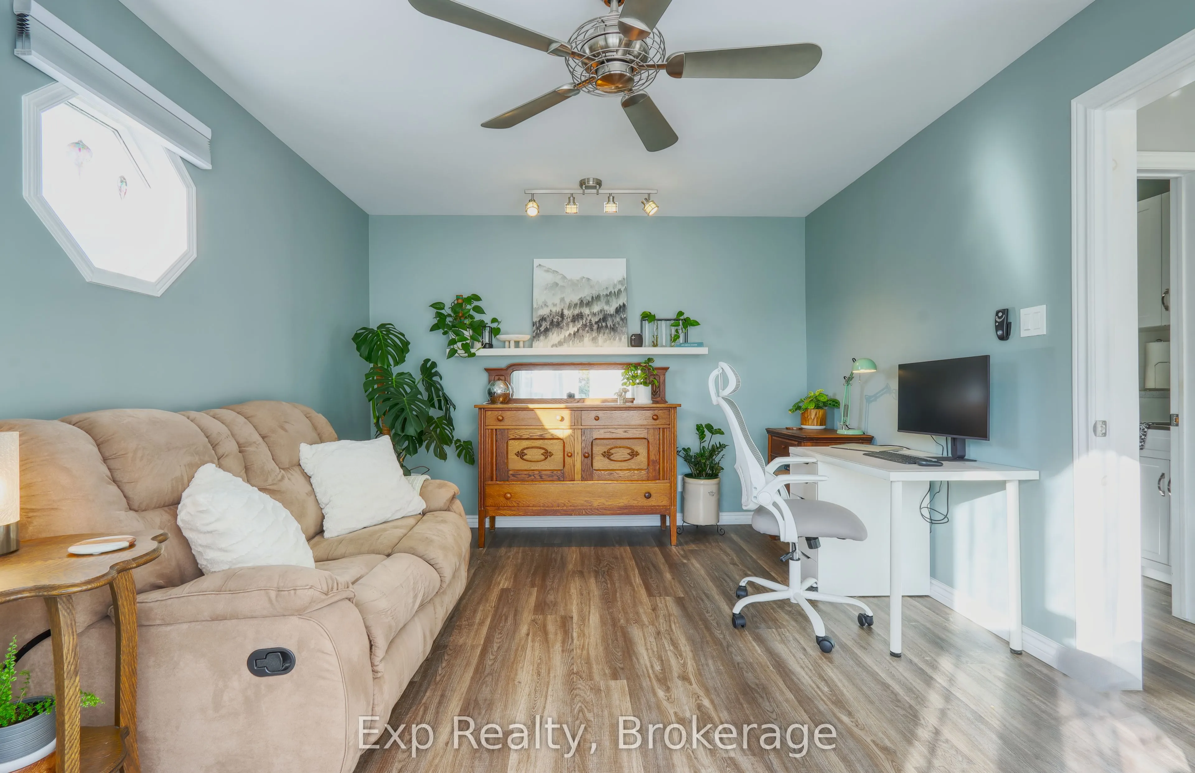 247 Lakeshore Drive