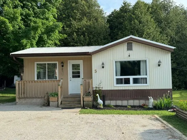 5 Laurel Lane W