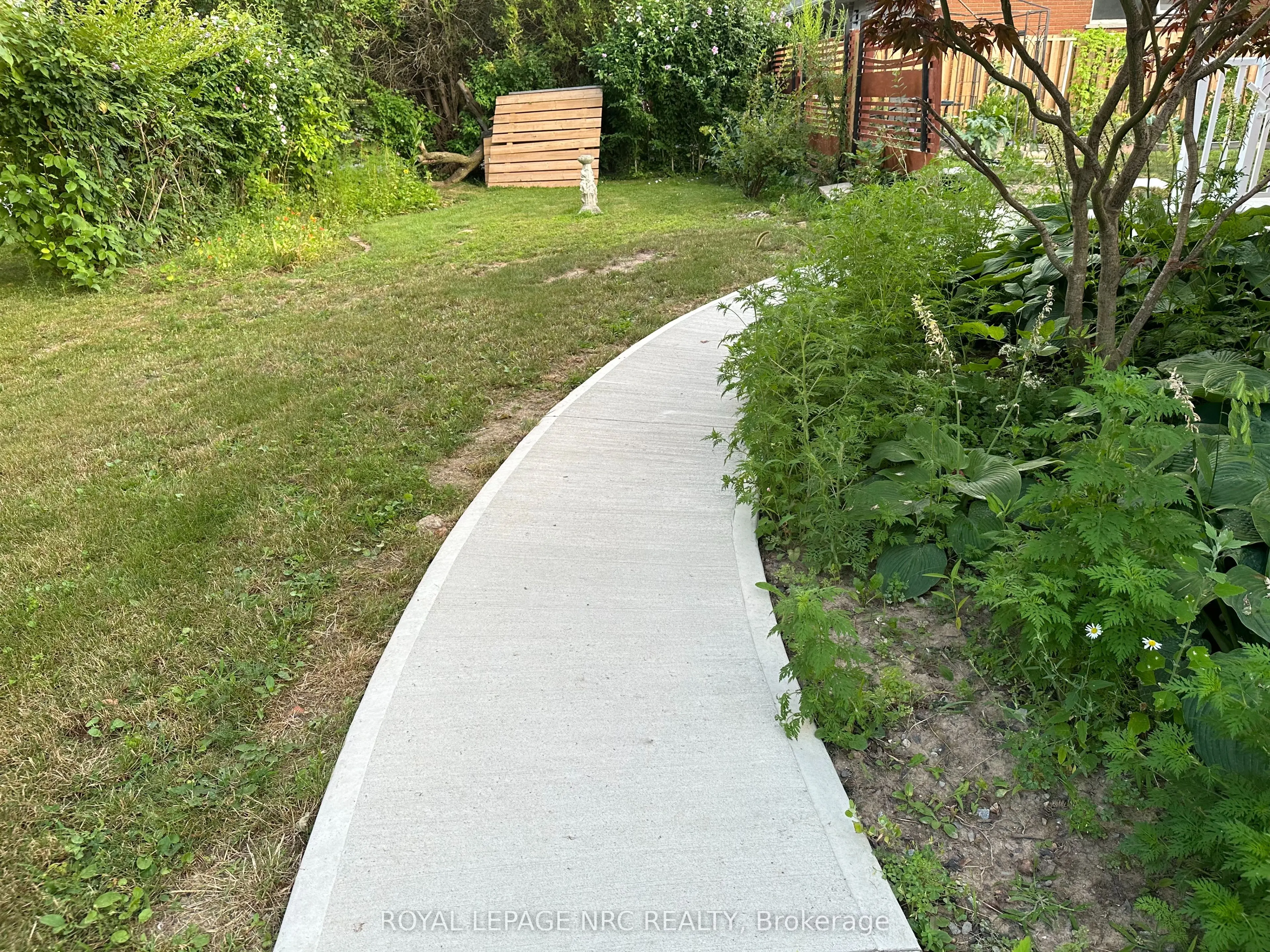 35 O'mara Drive #Lower