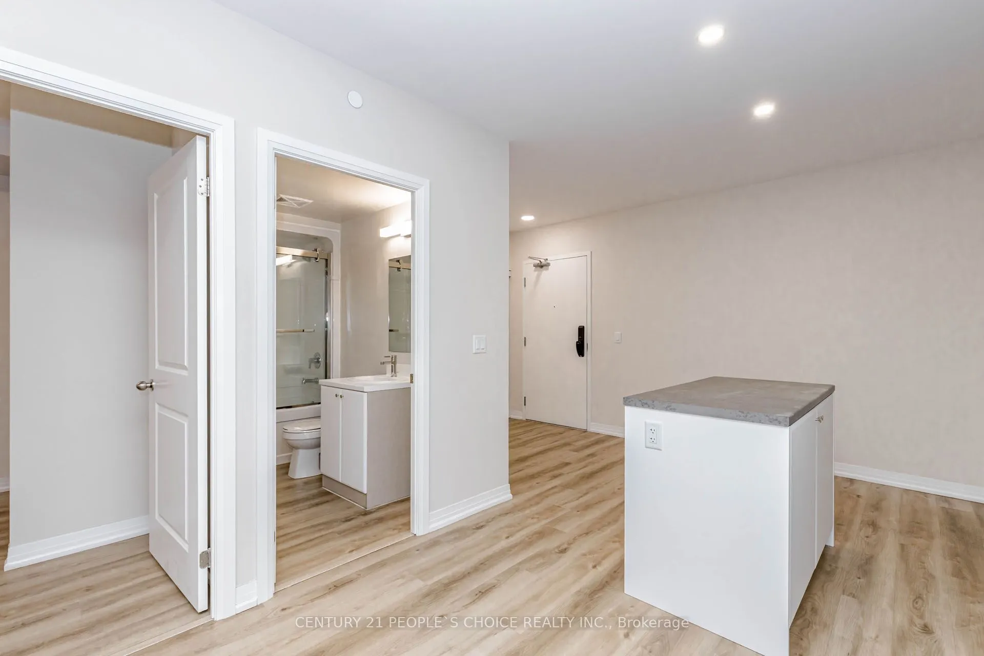 50 Herrick Avenue #206