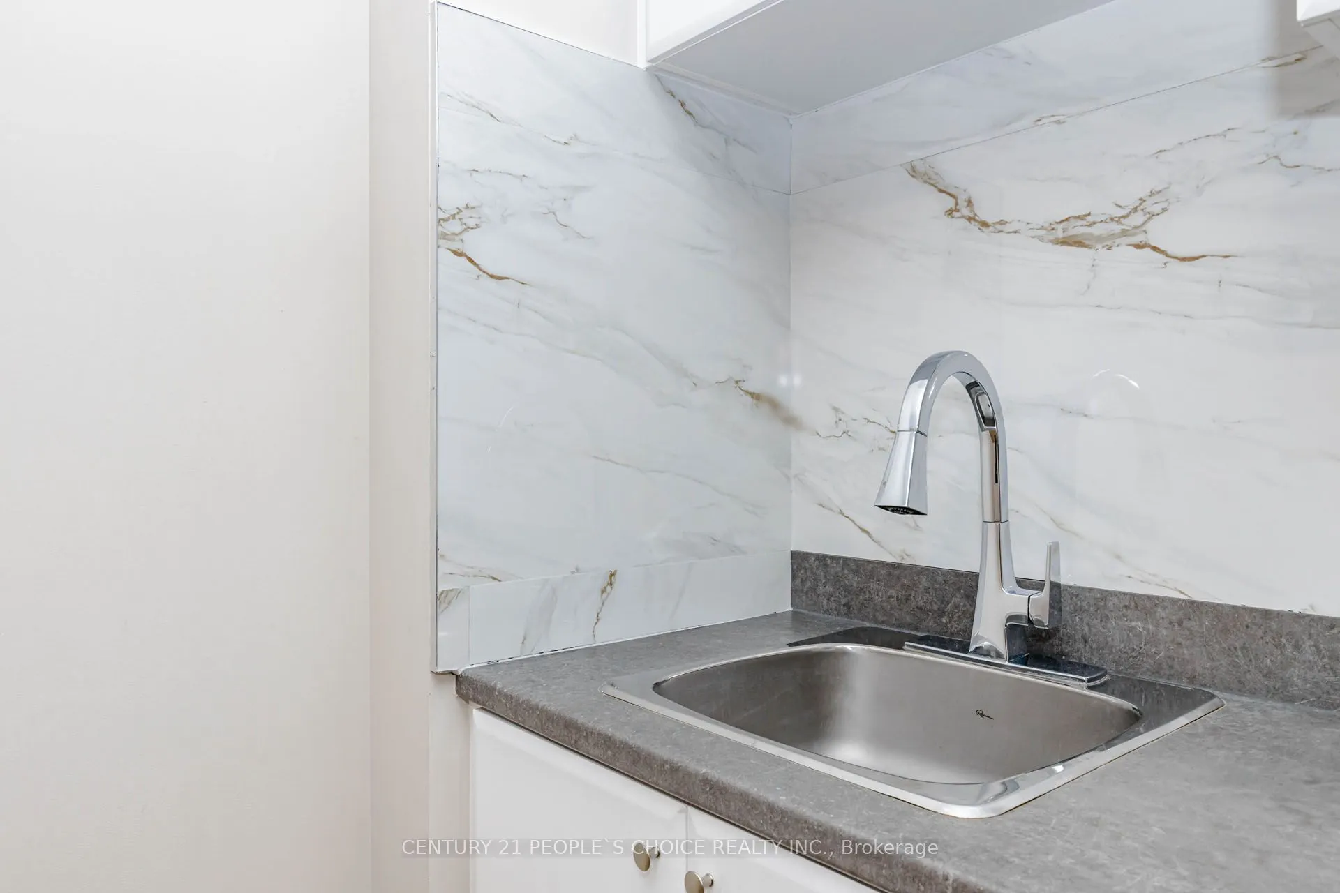 50 Herrick Avenue #206