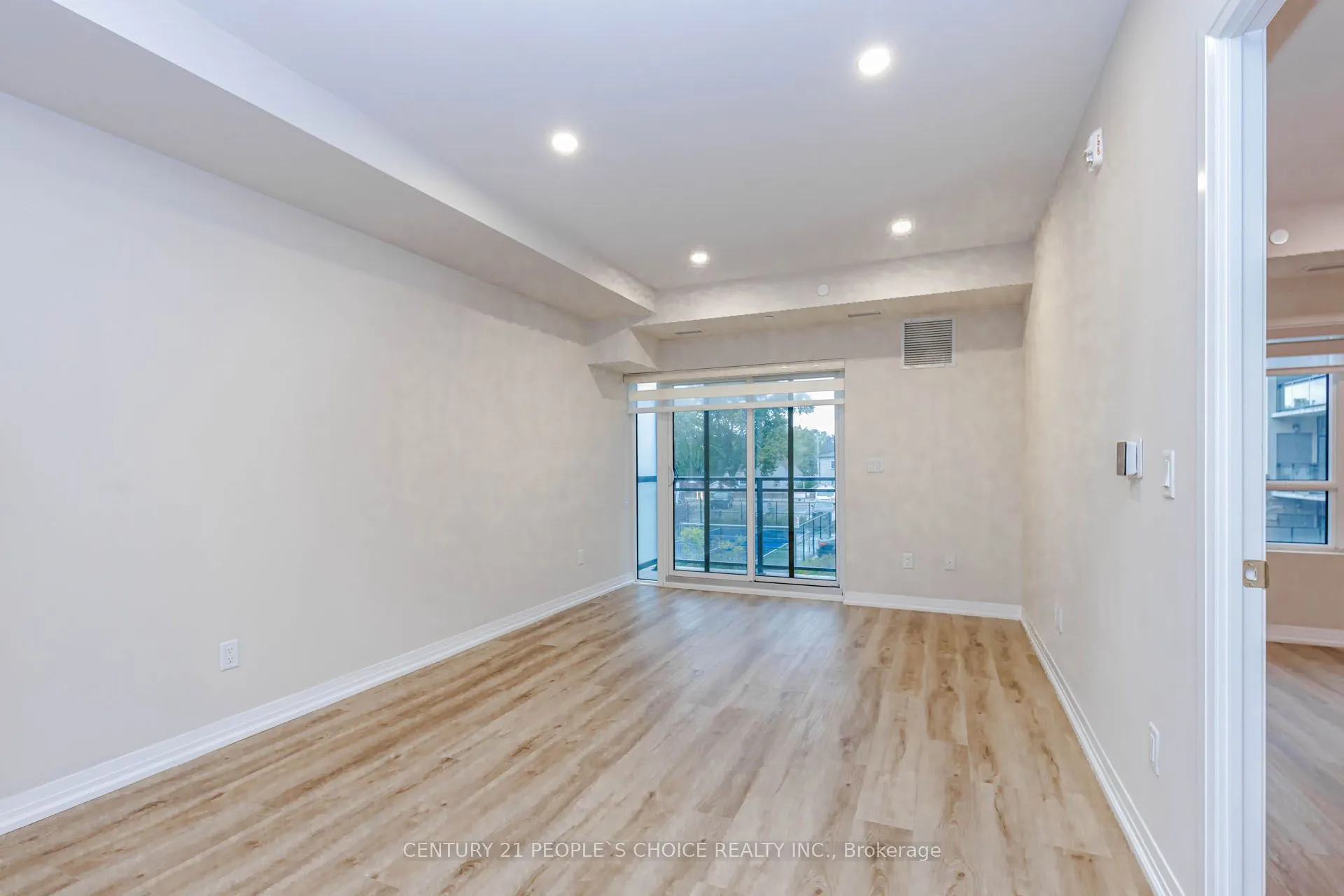 50 Herrick Avenue #206