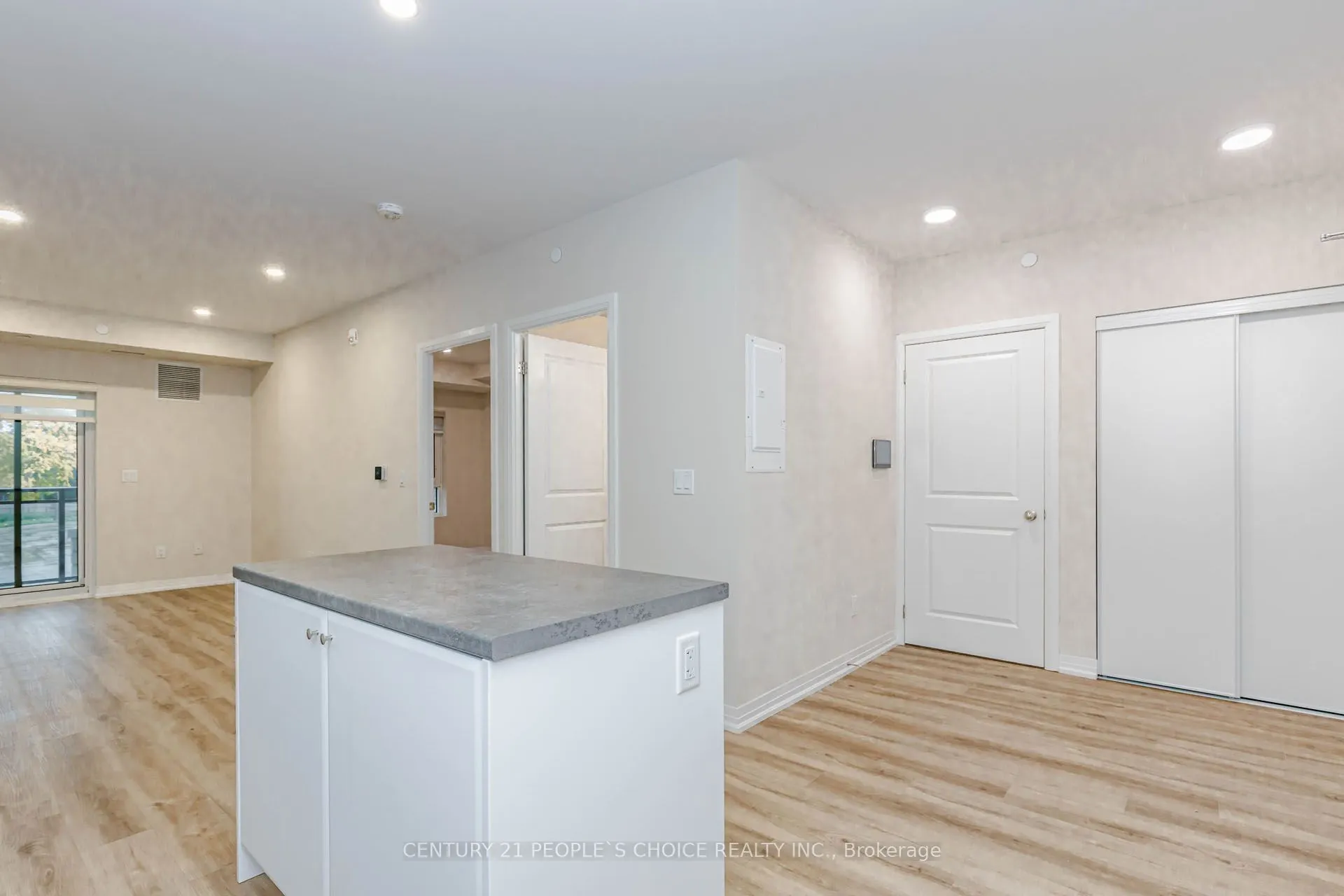 50 Herrick Avenue #206