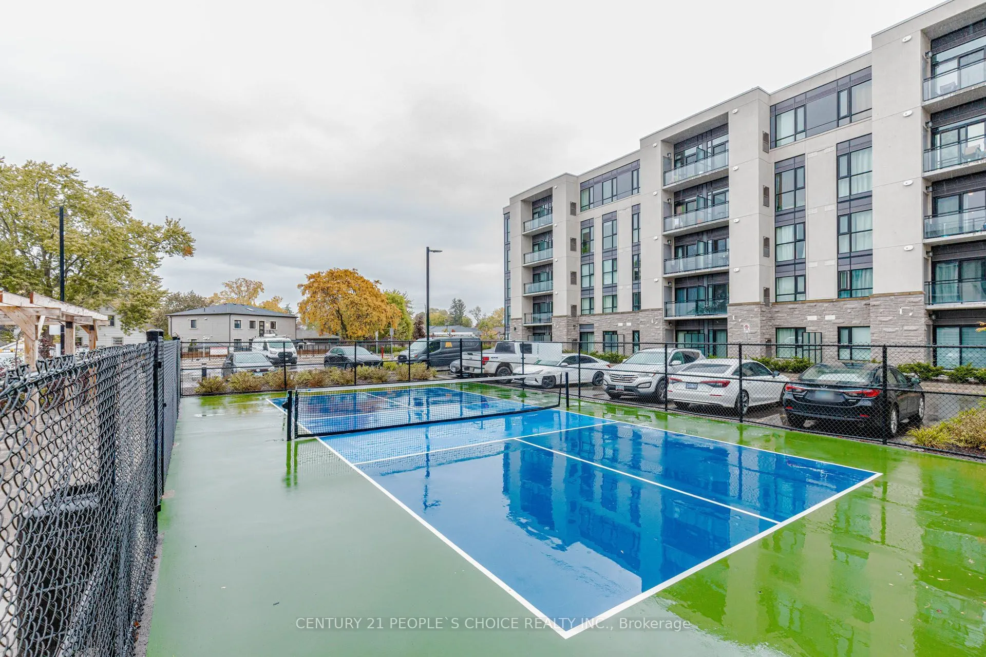 50 Herrick Avenue #206