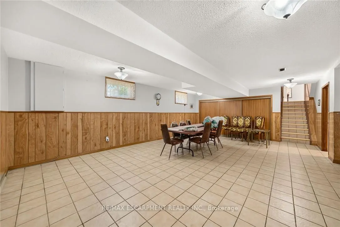 3 Harvard Place