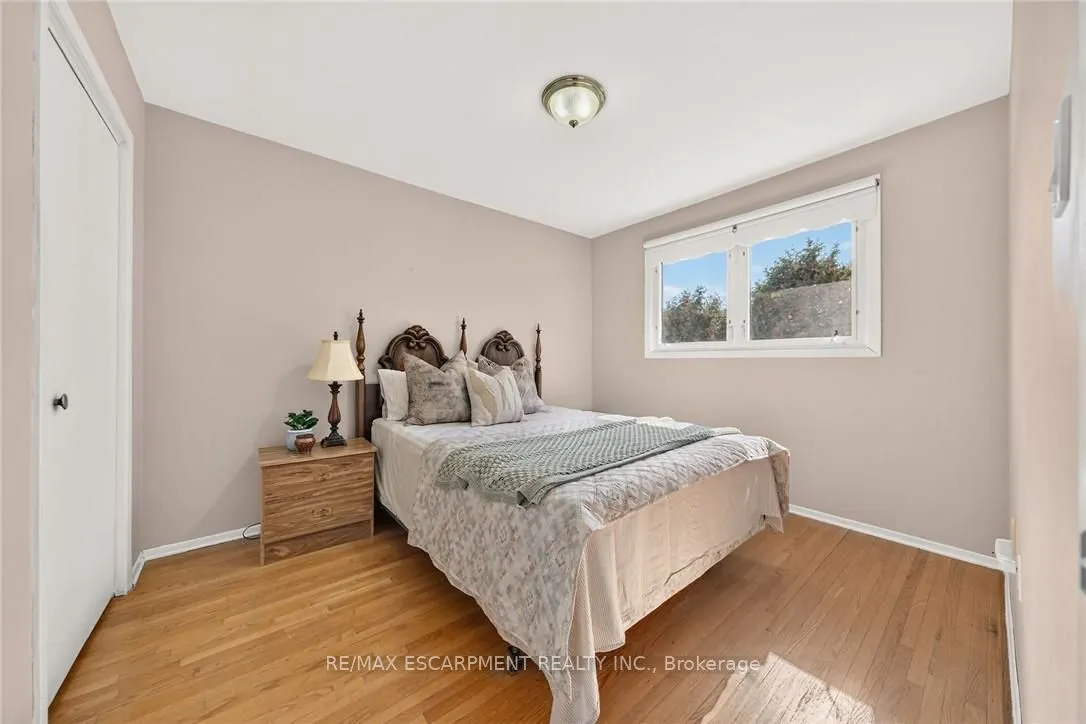 3 Harvard Place