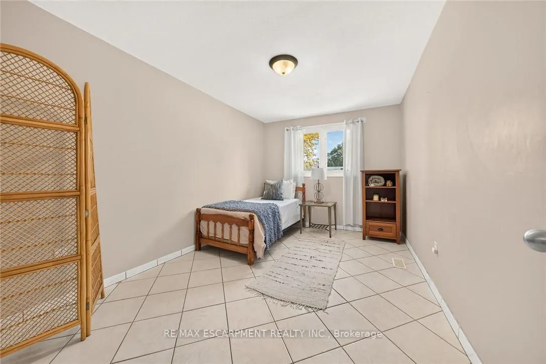 3 Harvard Place