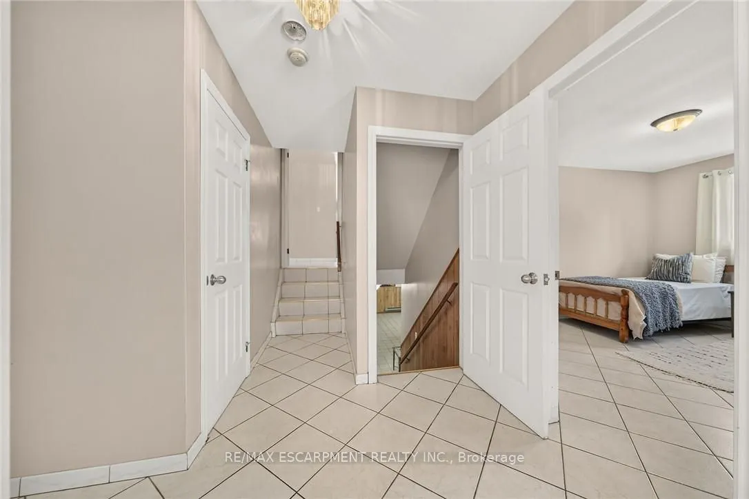 3 Harvard Place