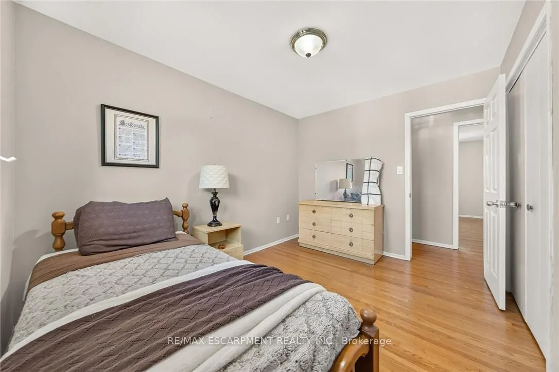 3 Harvard Place