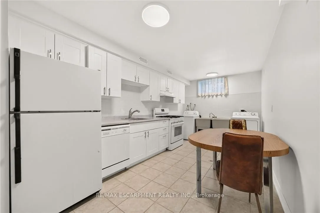 3 Harvard Place