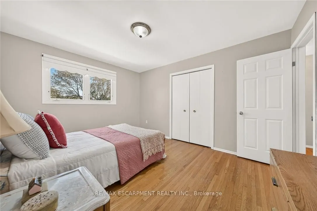 3 Harvard Place