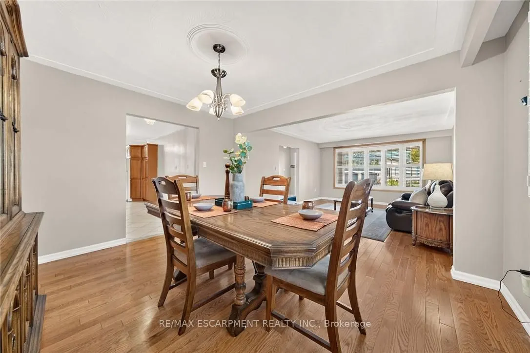 3 Harvard Place
