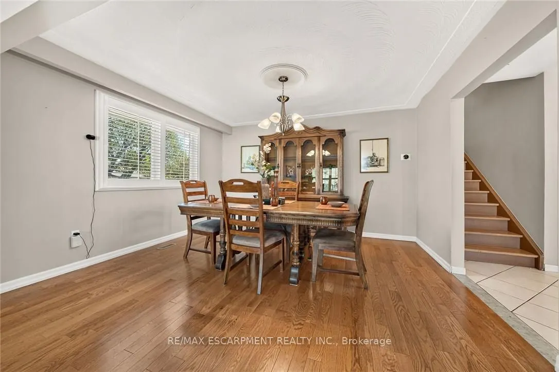 3 Harvard Place