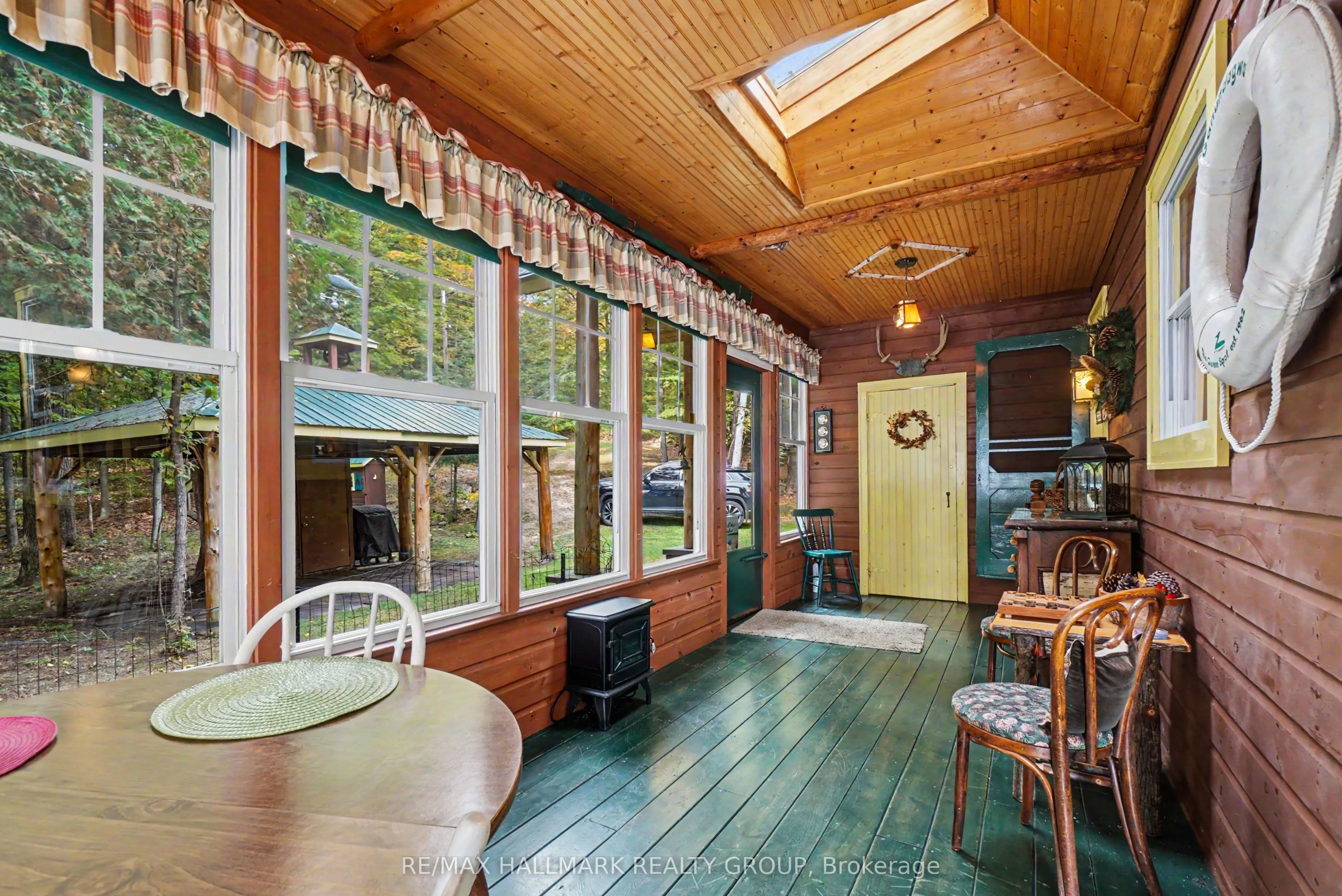 391 Long Lake Road