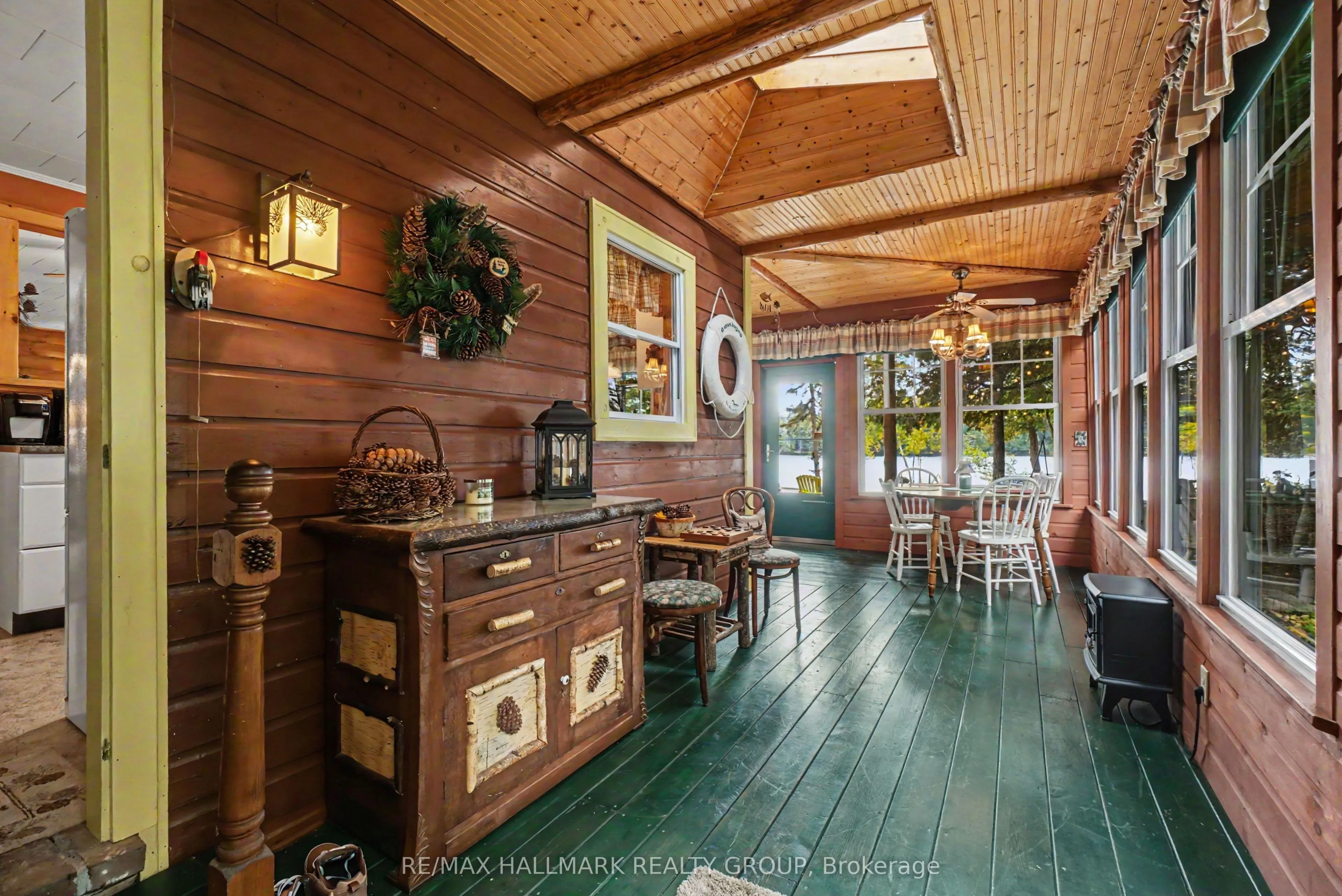 391 Long Lake Road