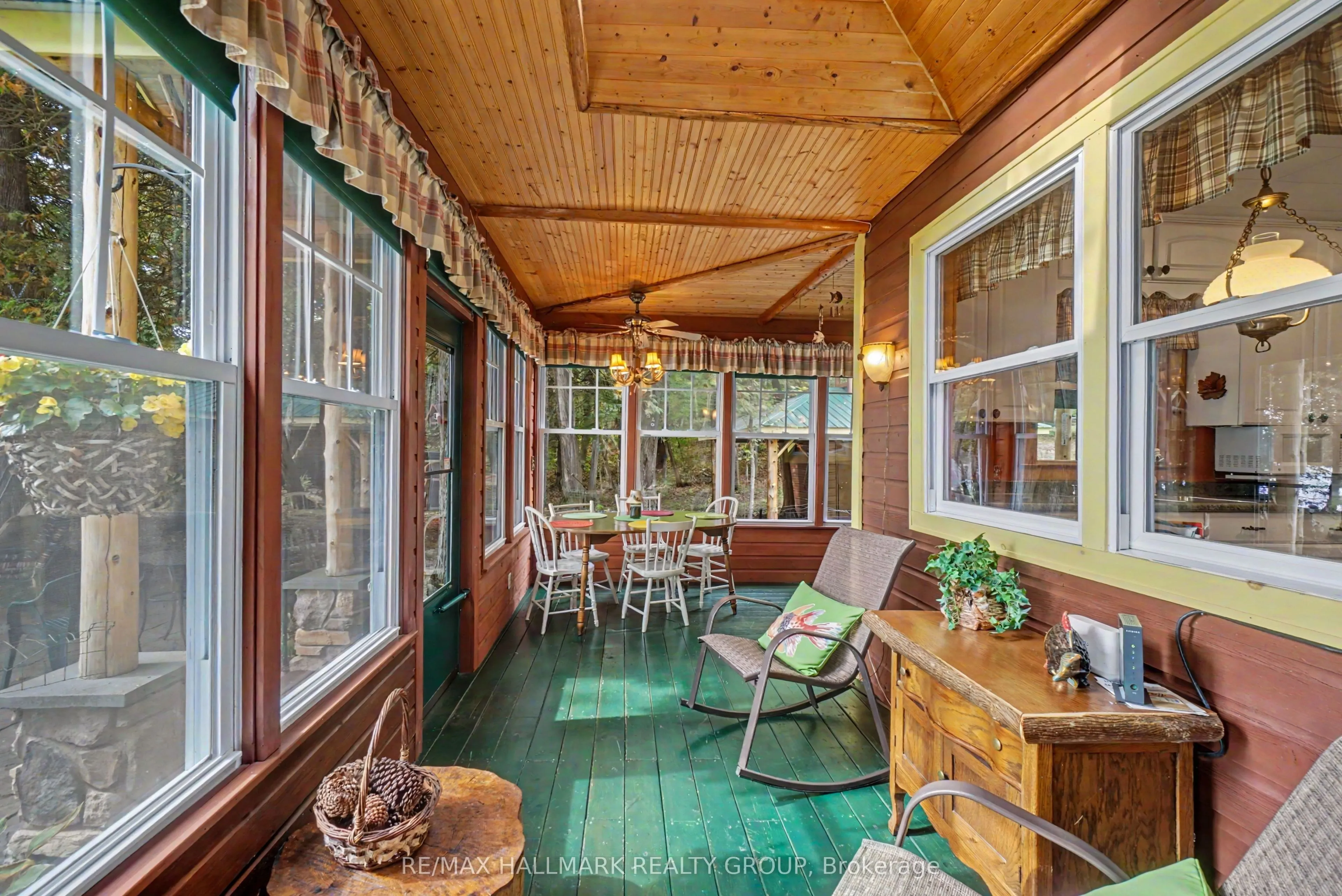391 Long Lake Road