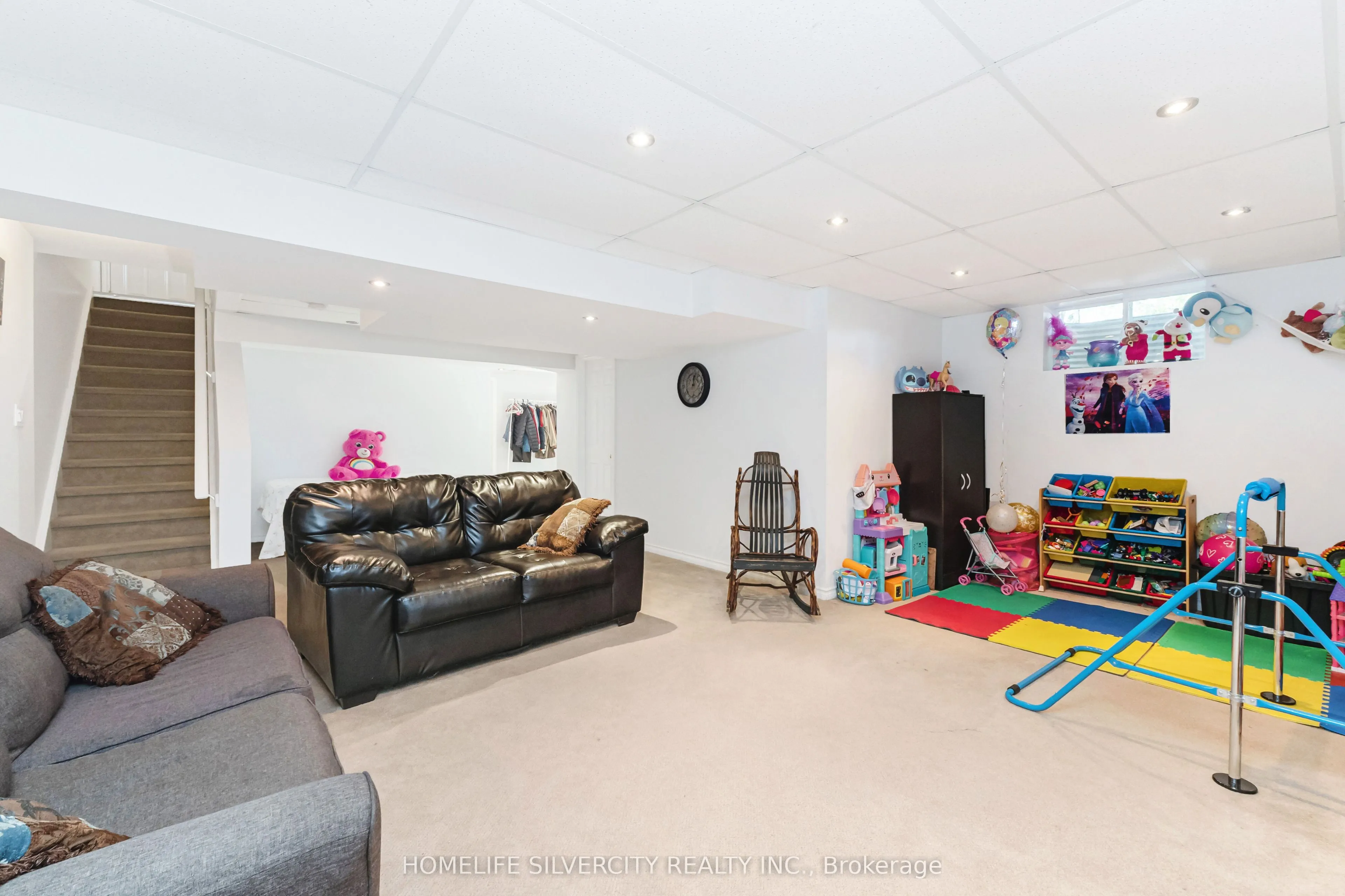 20 Shackleton Drive #27