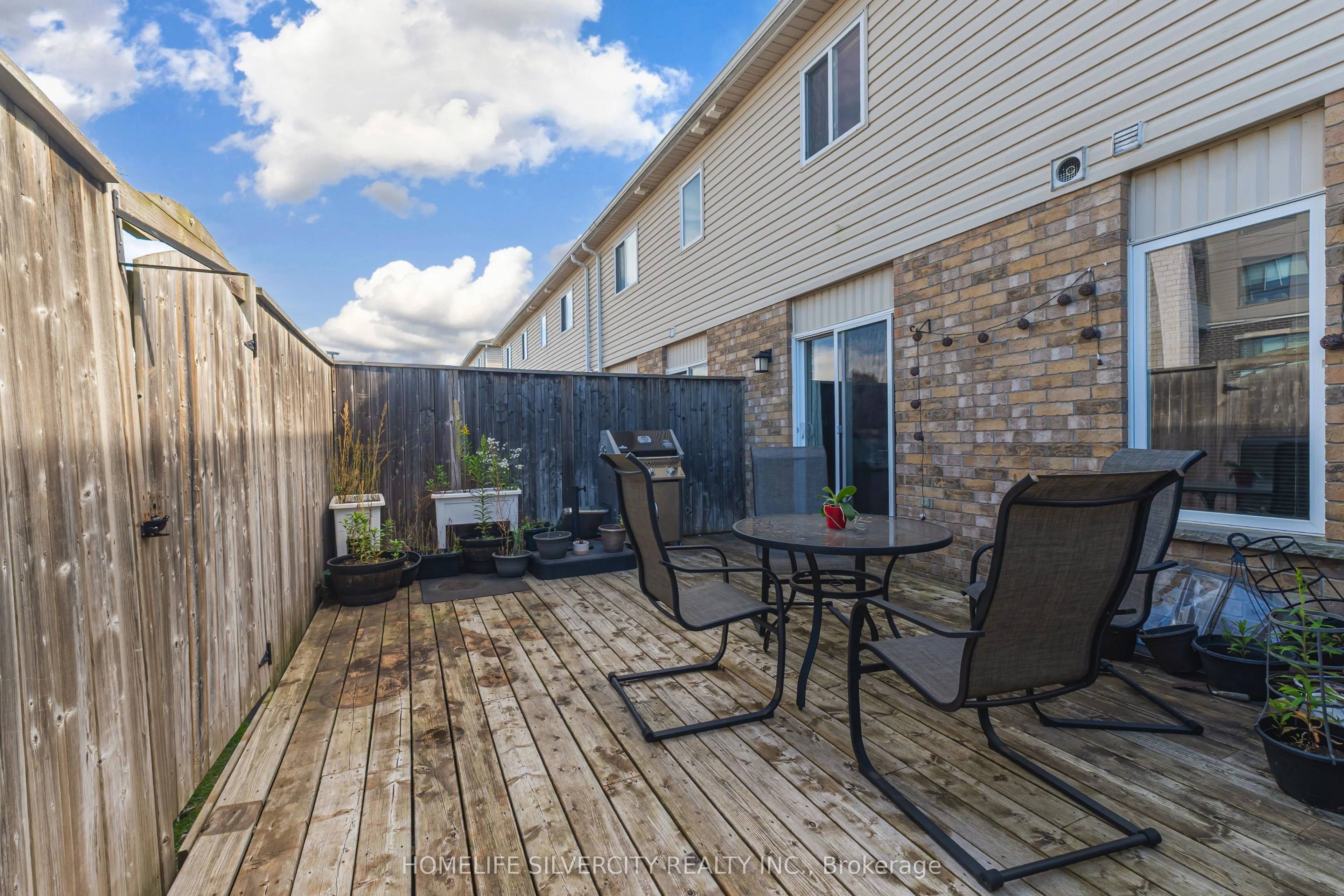 20 Shackleton Drive #27