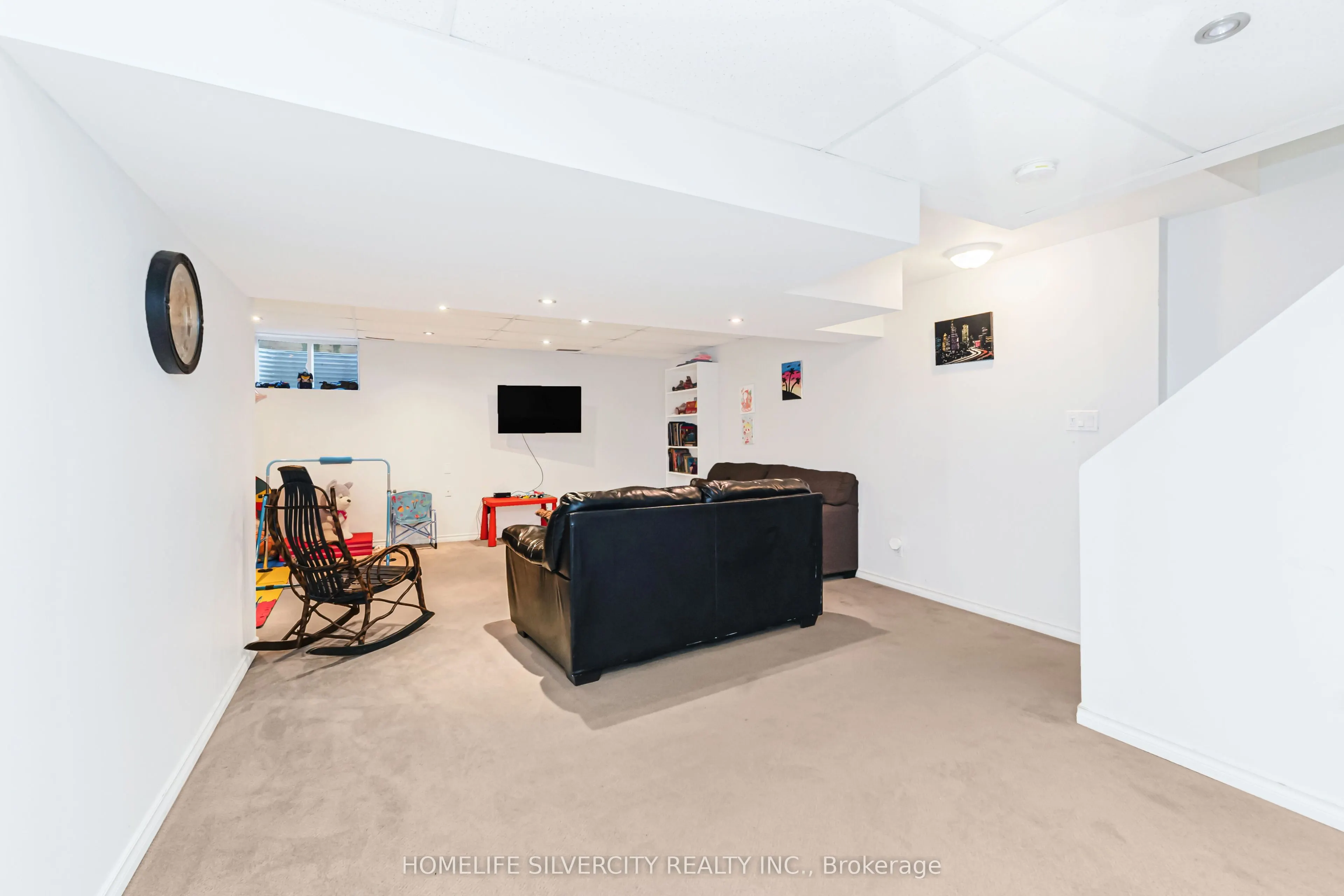 20 Shackleton Drive #27