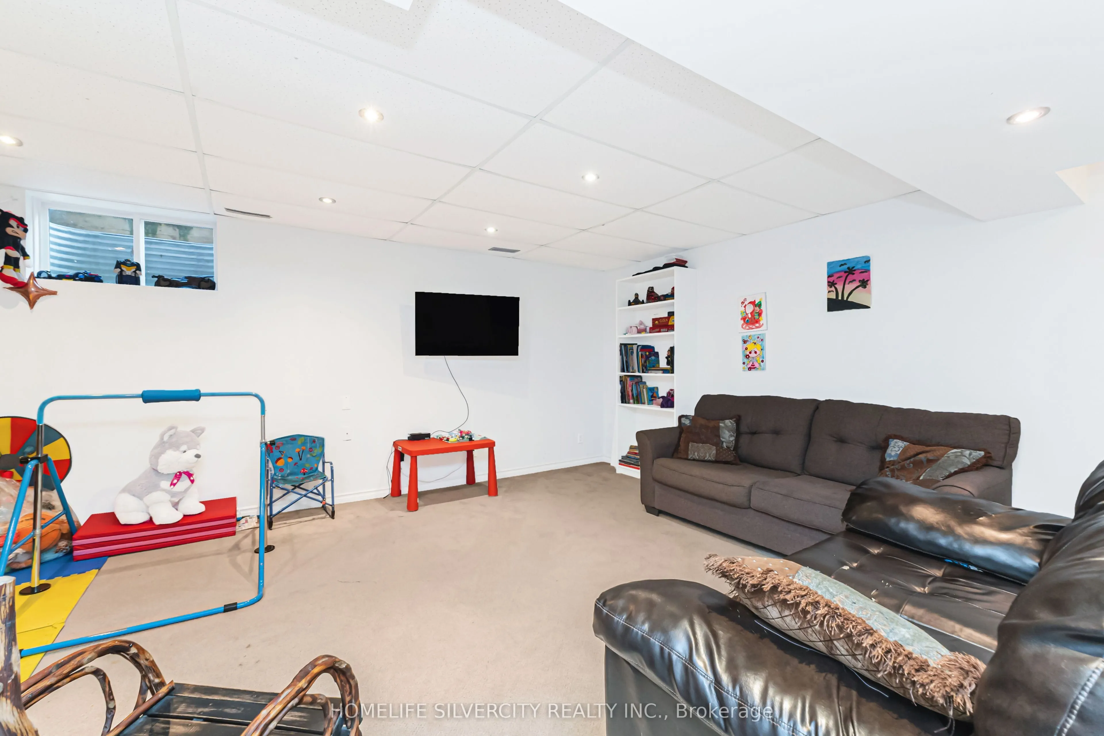 20 Shackleton Drive #27