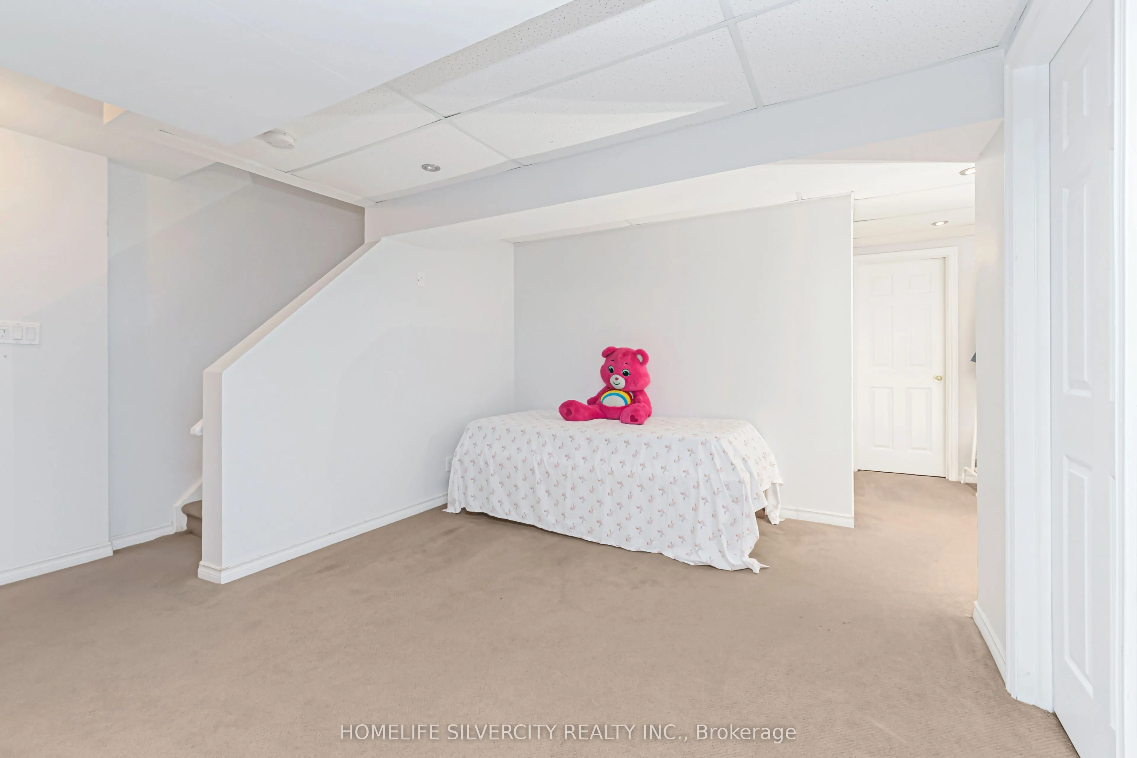 20 Shackleton Drive #27
