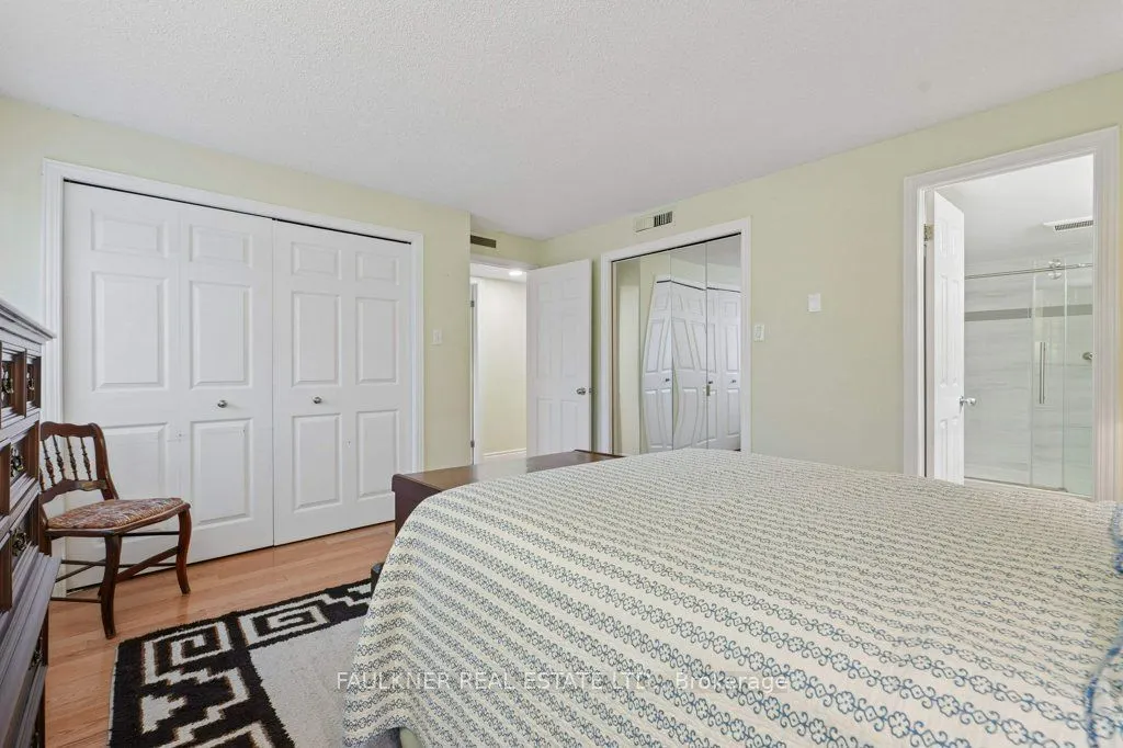 5 Frank Street #301