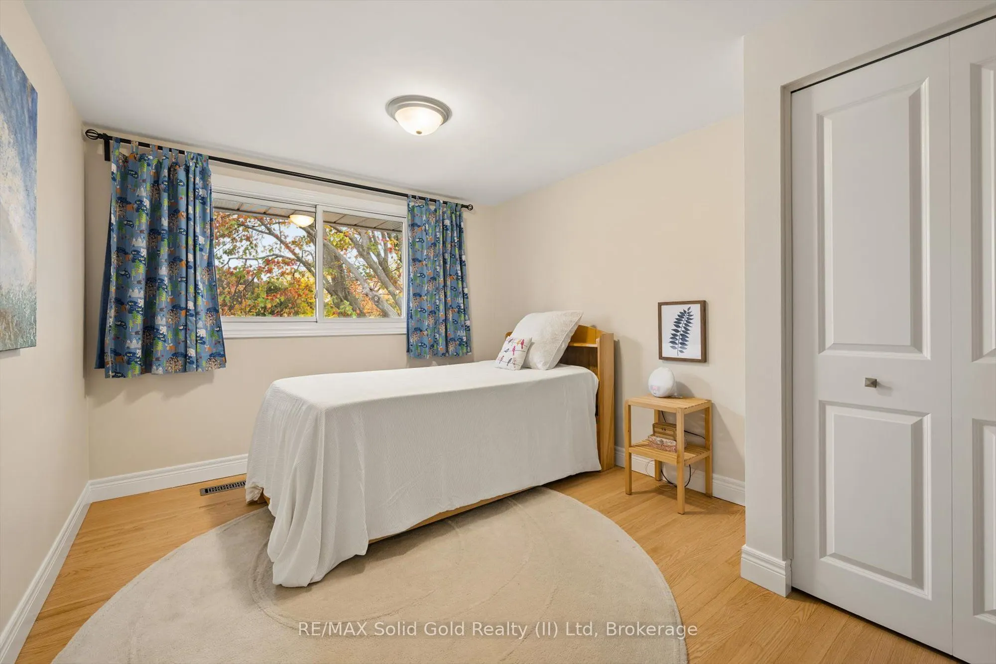 127 Gay Crescent