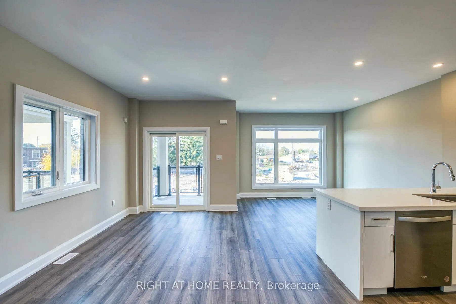 292 Vine Street #20