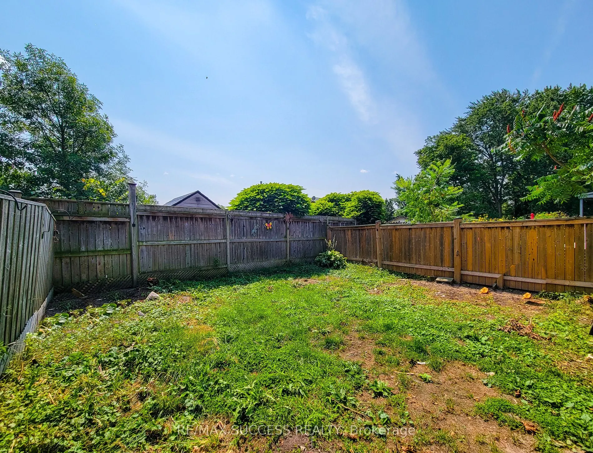42 Enfield Crescent