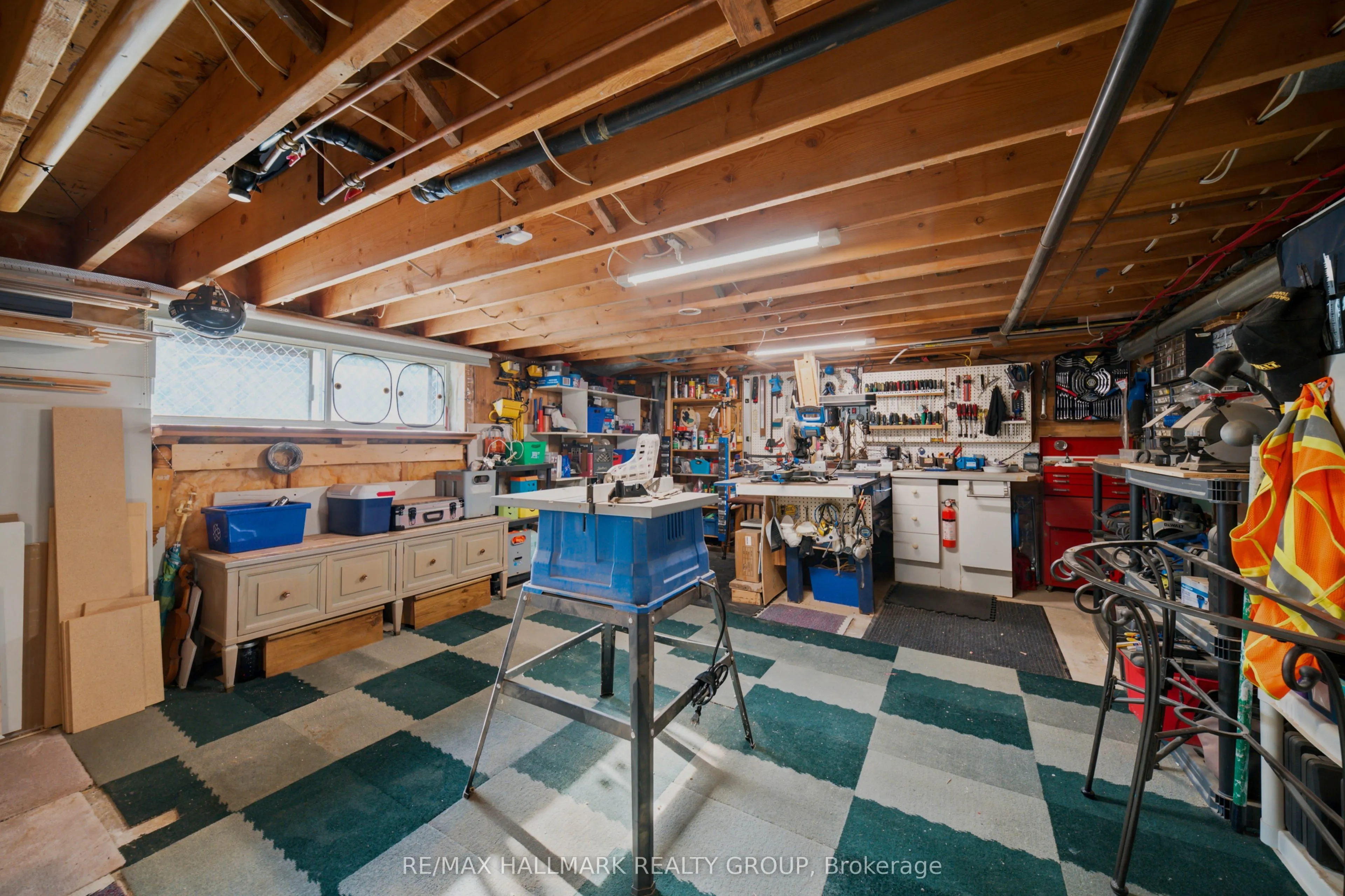 312 DUFFERIN Street