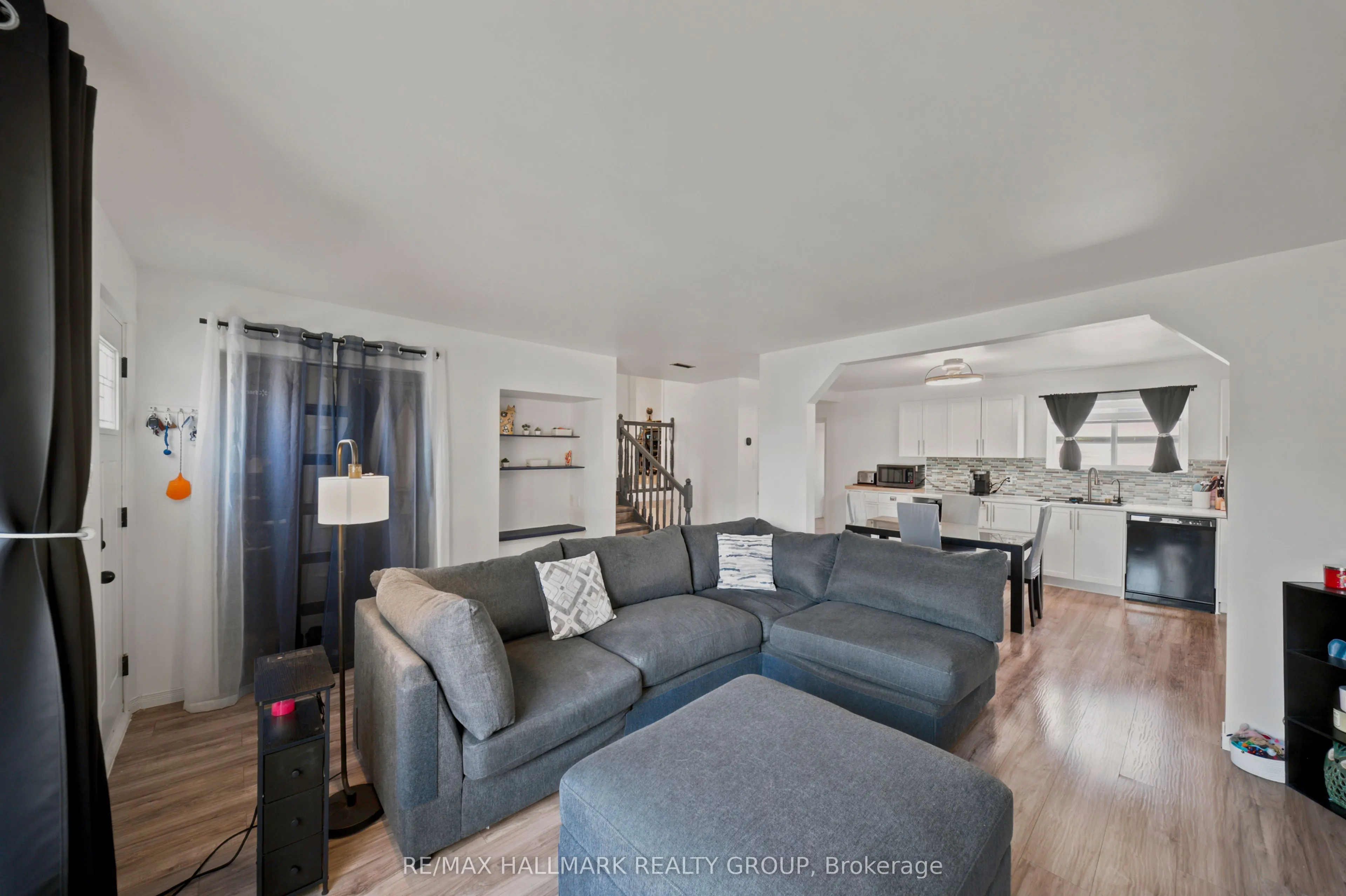 312 DUFFERIN Street