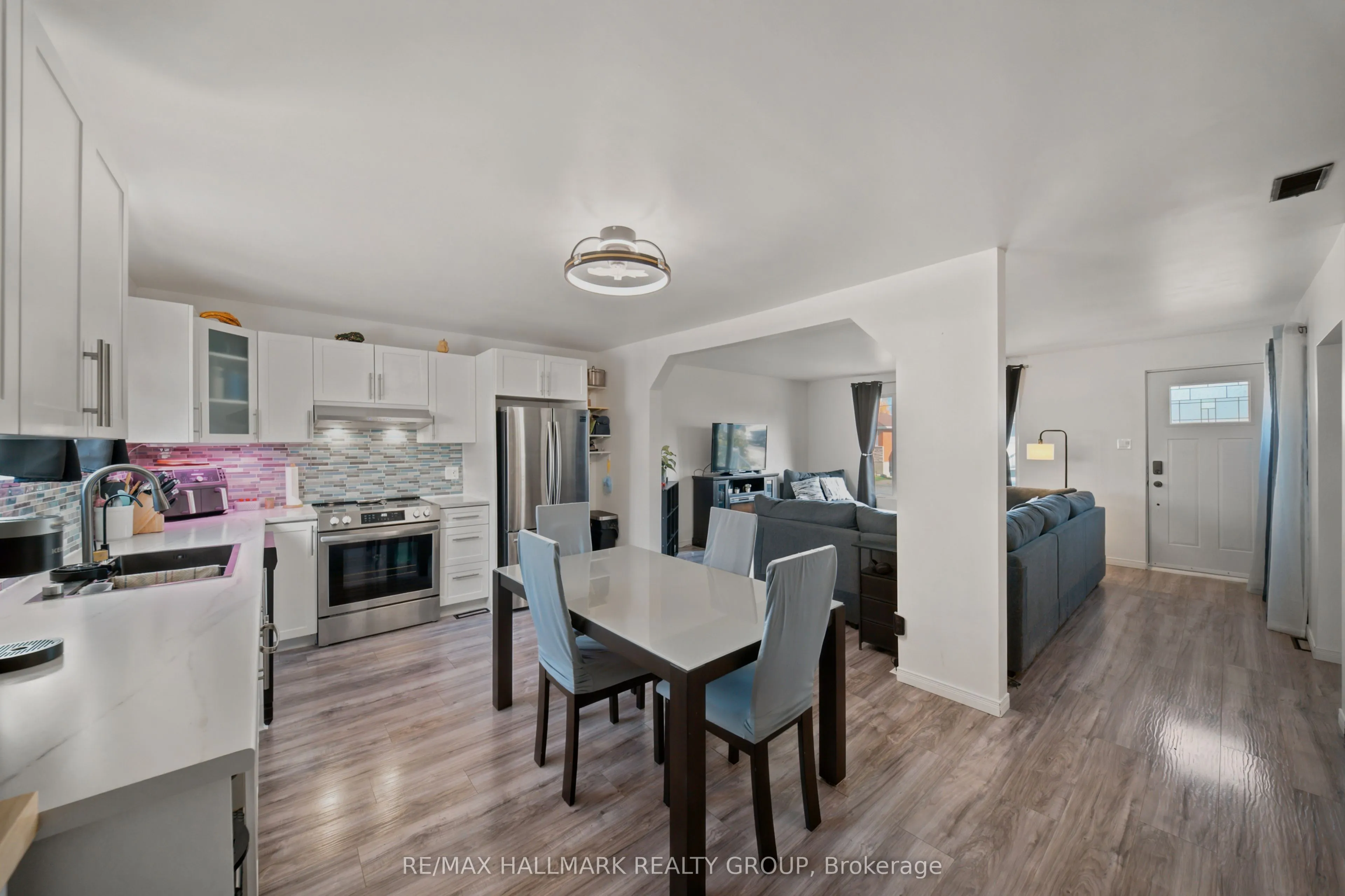 312 DUFFERIN Street