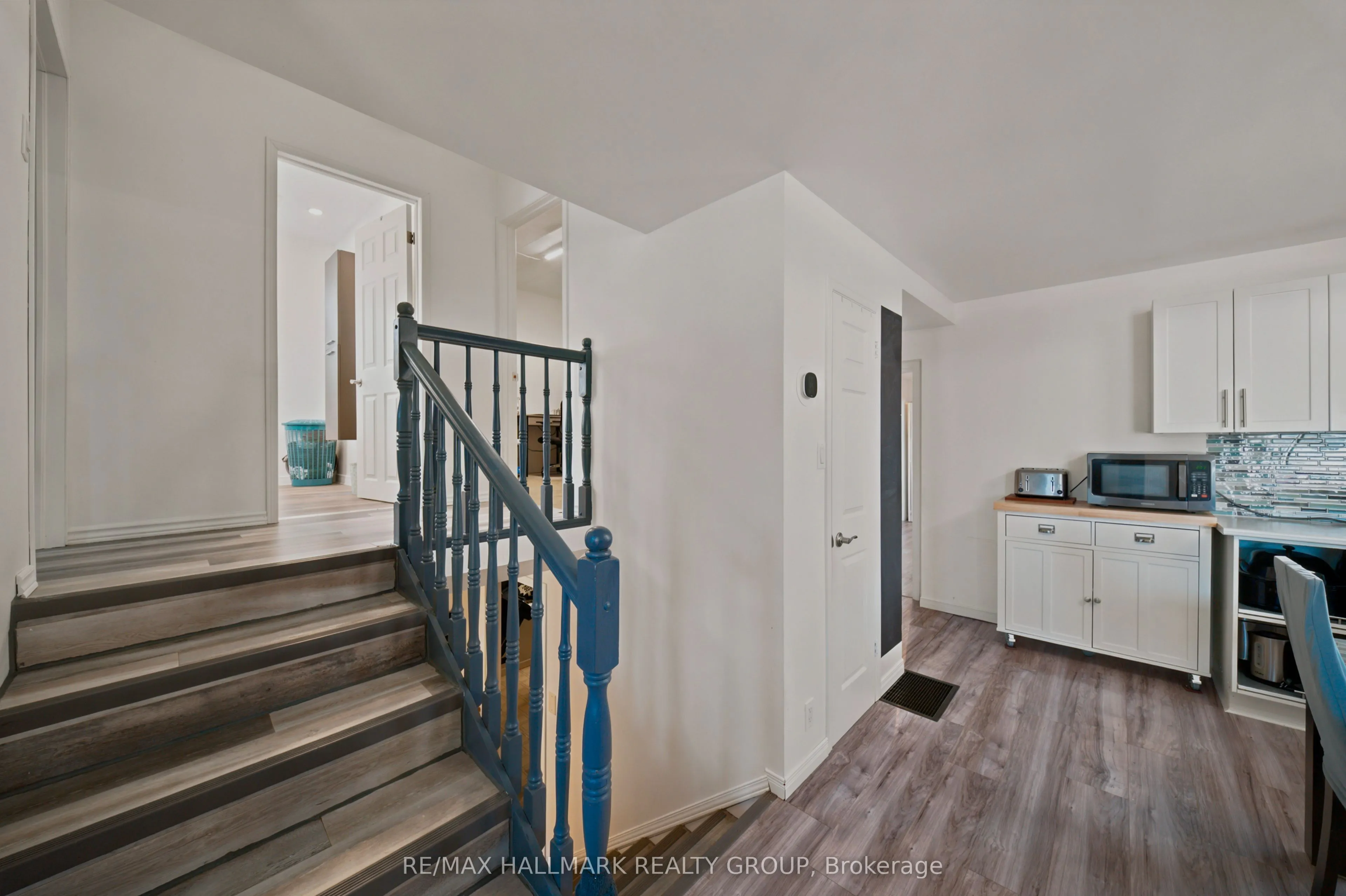 312 DUFFERIN Street
