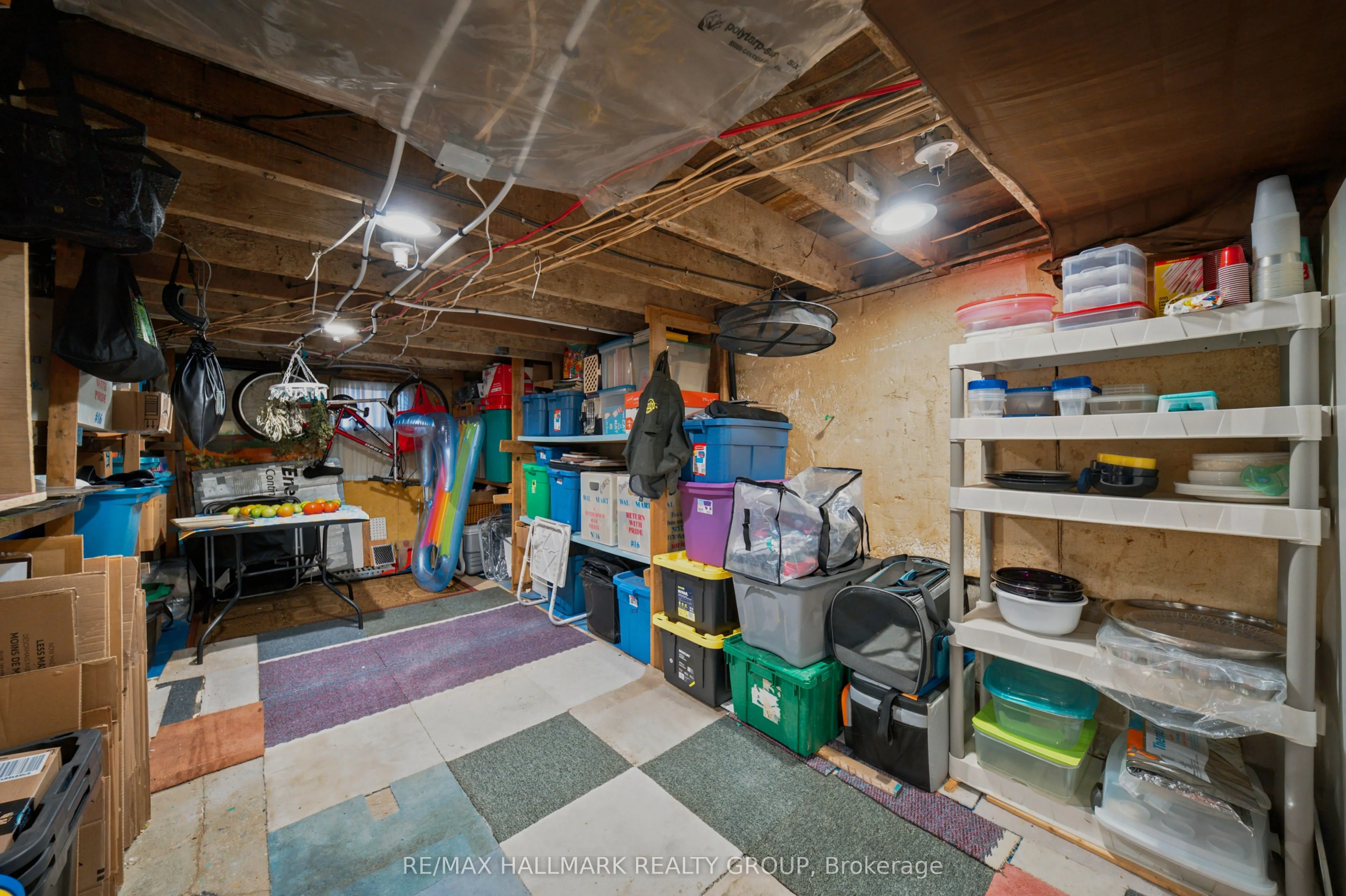 312 DUFFERIN Street