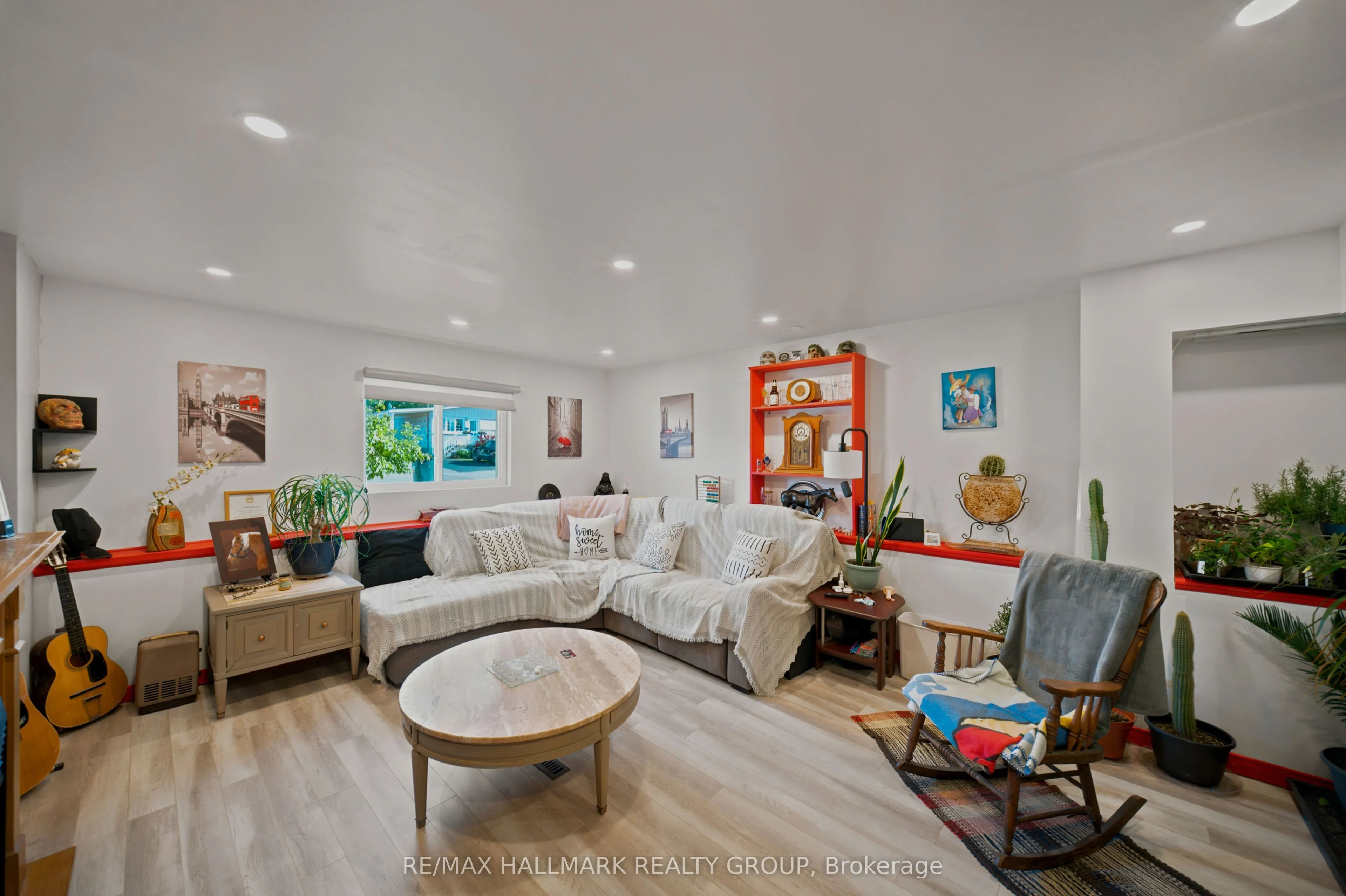 312 DUFFERIN Street