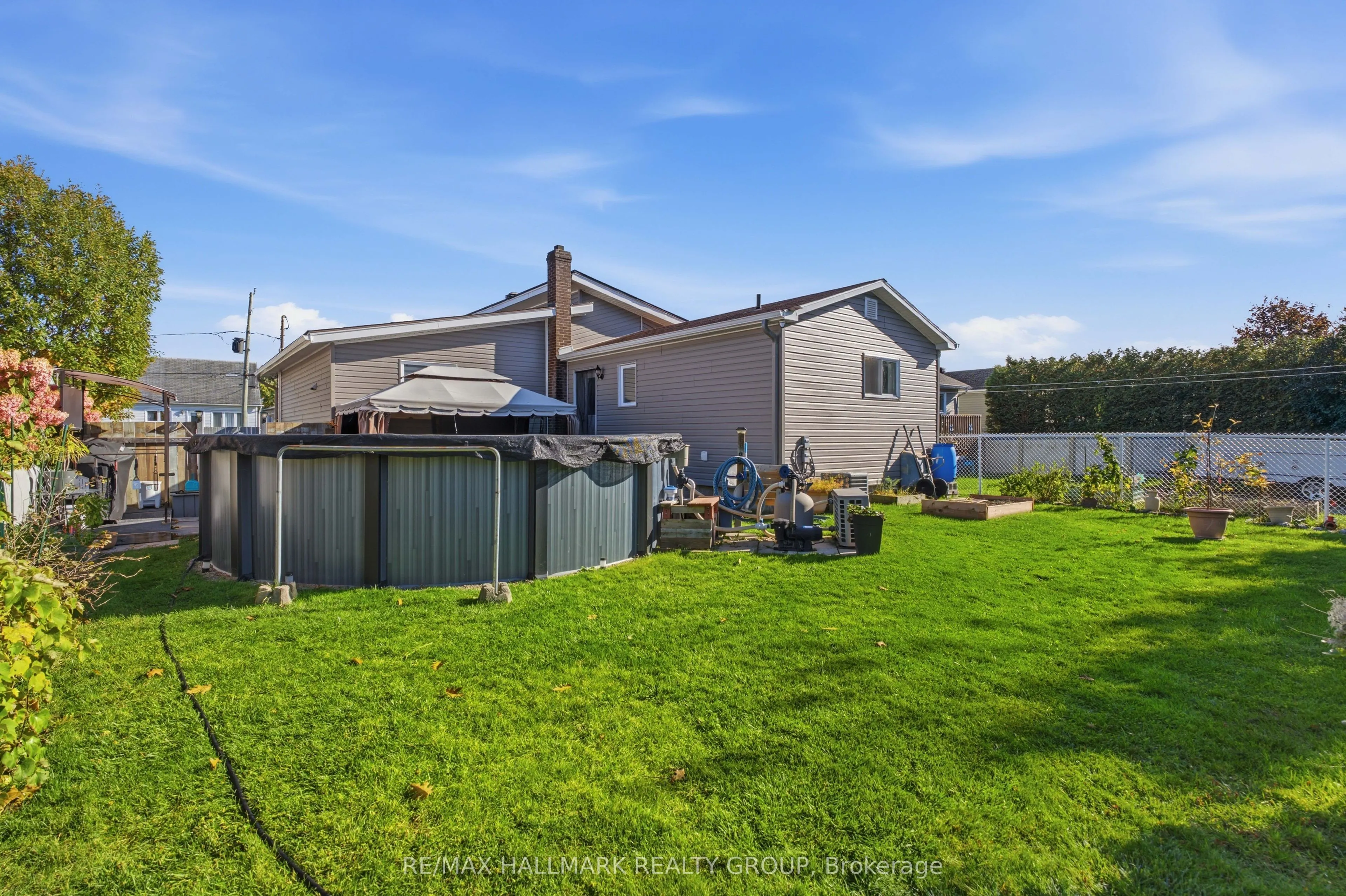 312 DUFFERIN Street