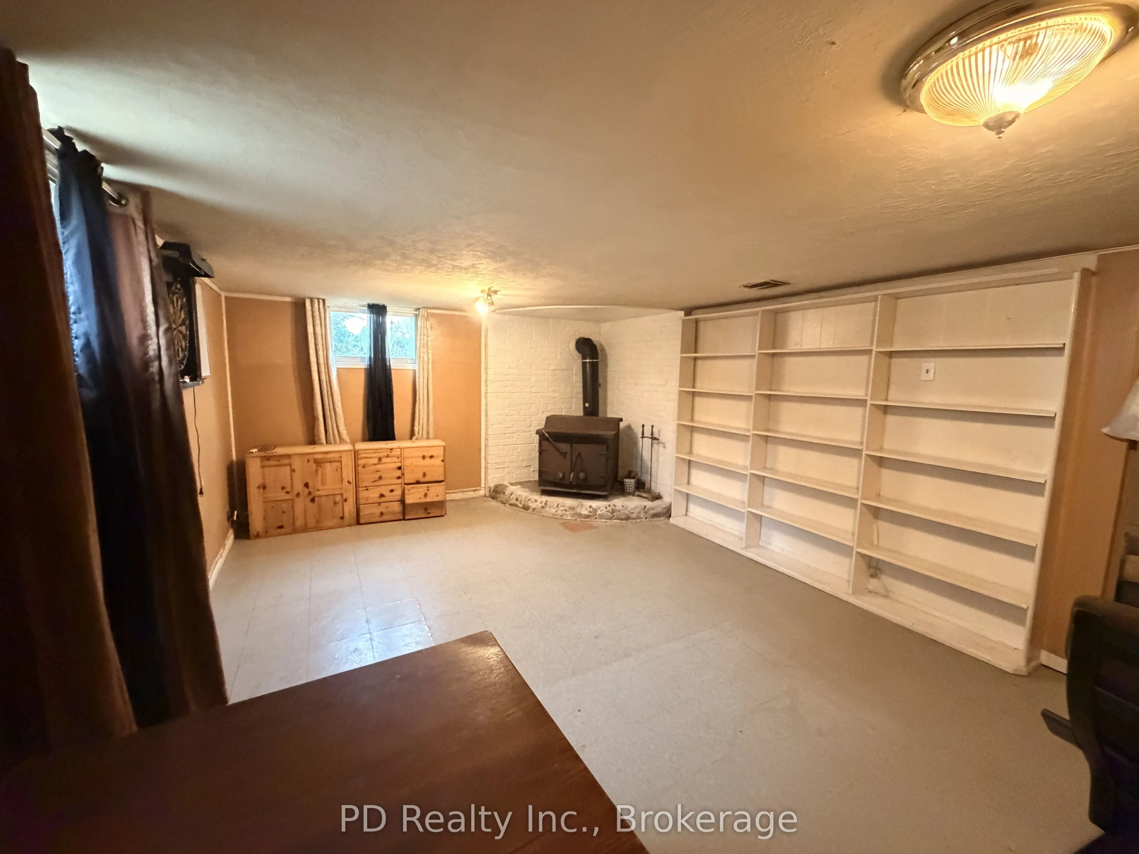 93 Golden Mile Road