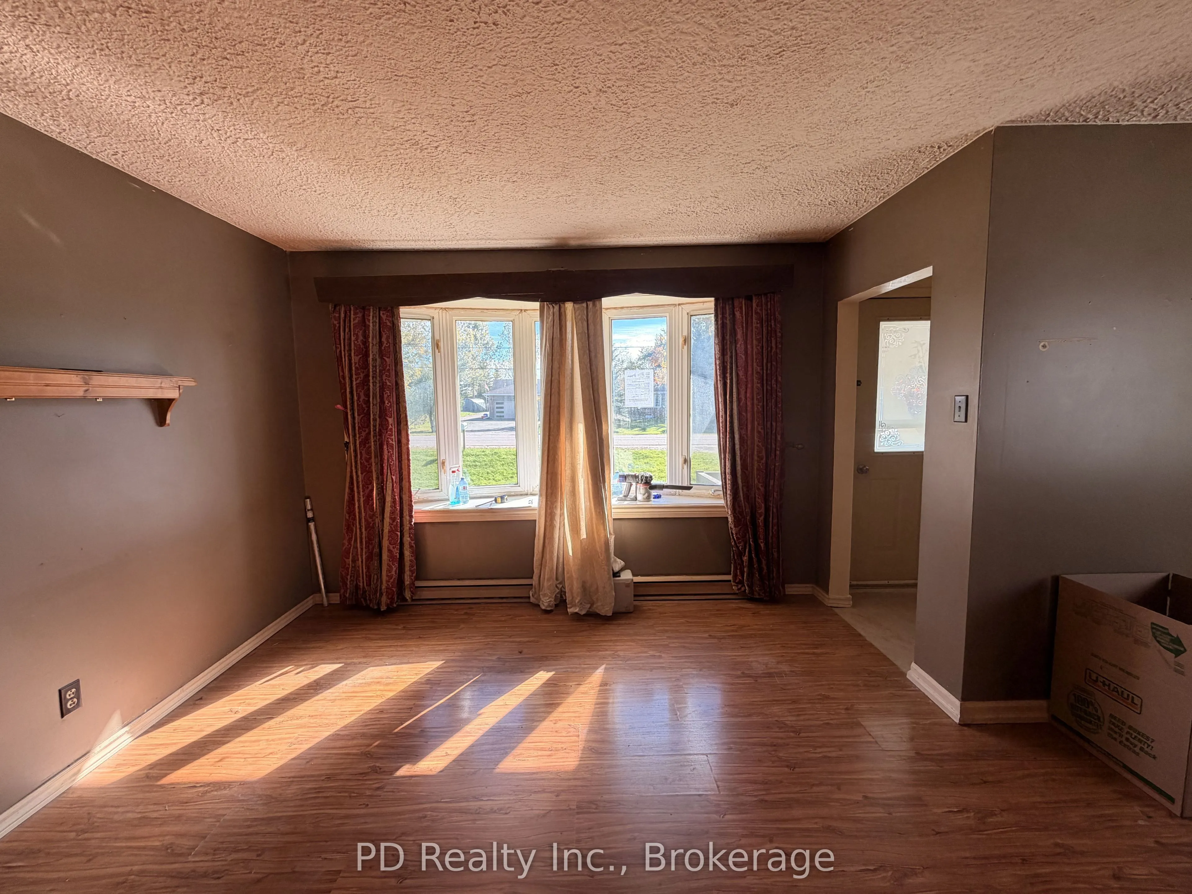 93 Golden Mile Road
