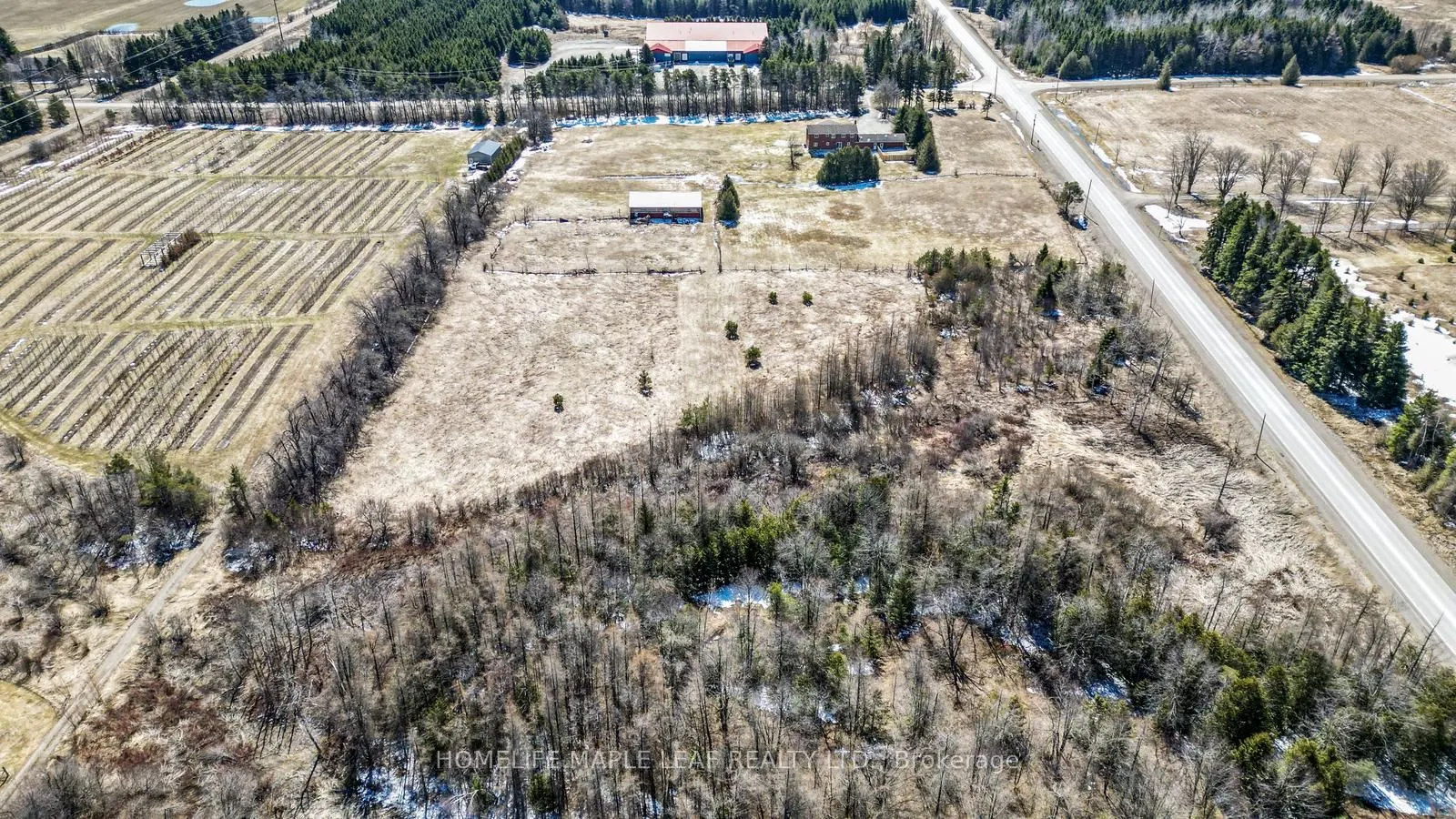 425279 25 Side Road