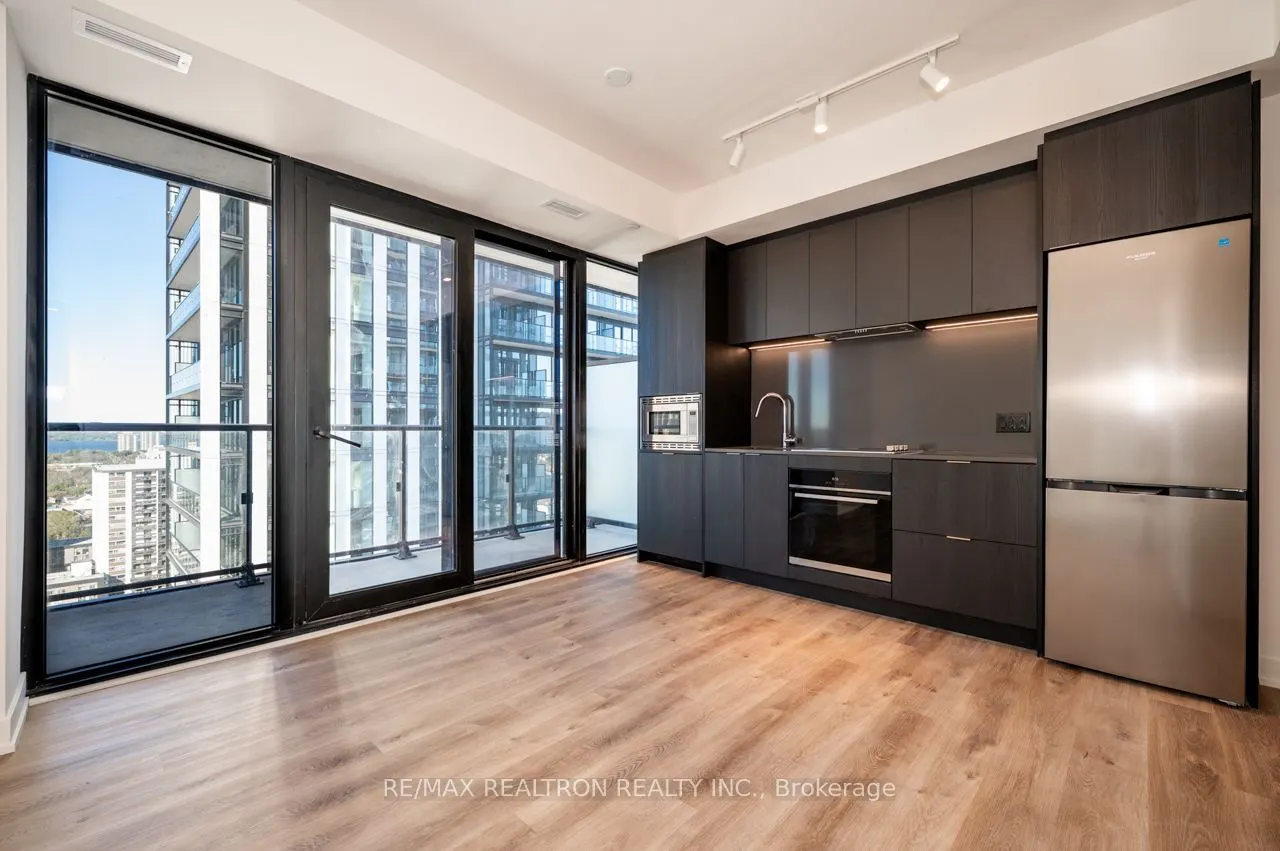 91 John Street N #1908