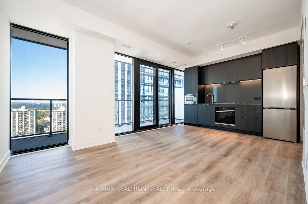91 John Street N #1908