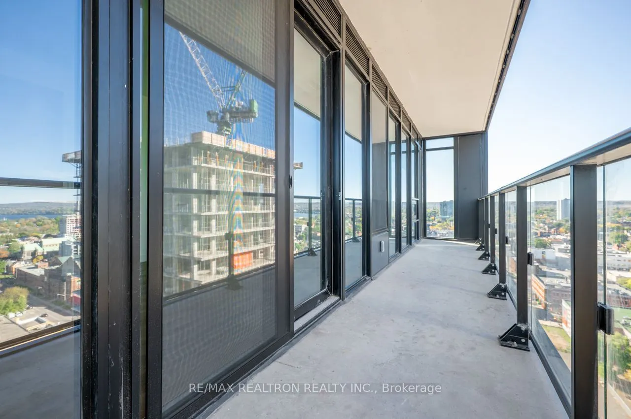 91 John Street N #1908