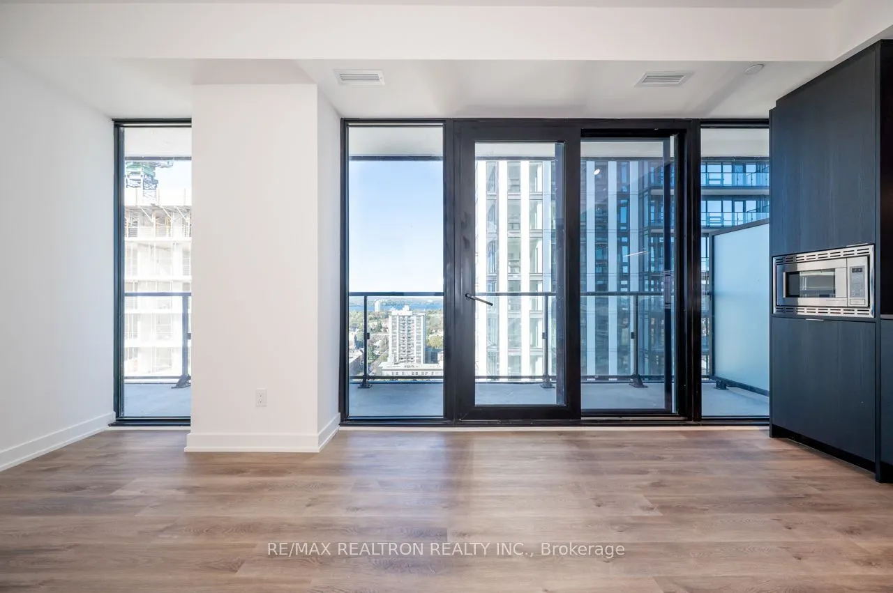 91 John Street N #1908