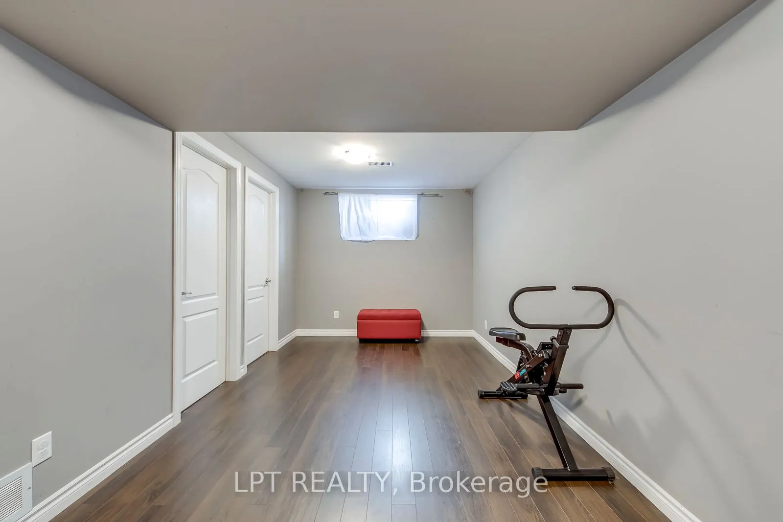 10 Fallowfield Drive #6