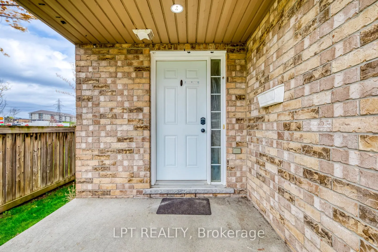 10 Fallowfield Drive #6