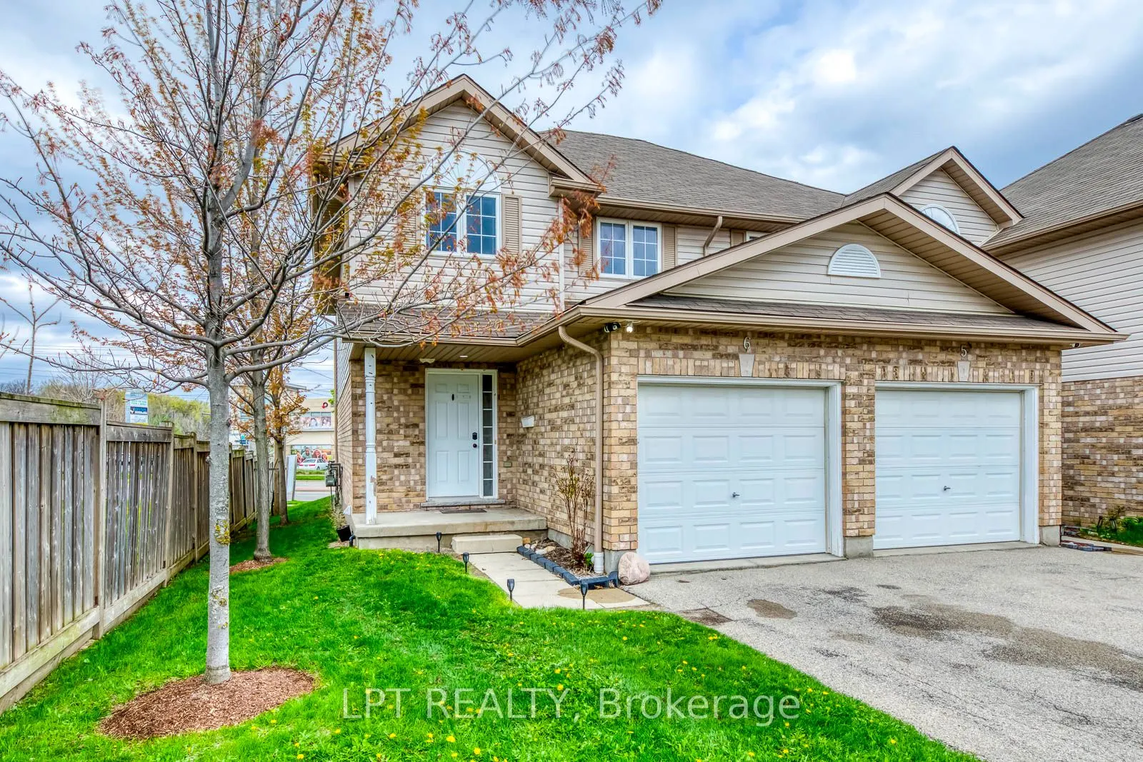 10 Fallowfield Drive #6